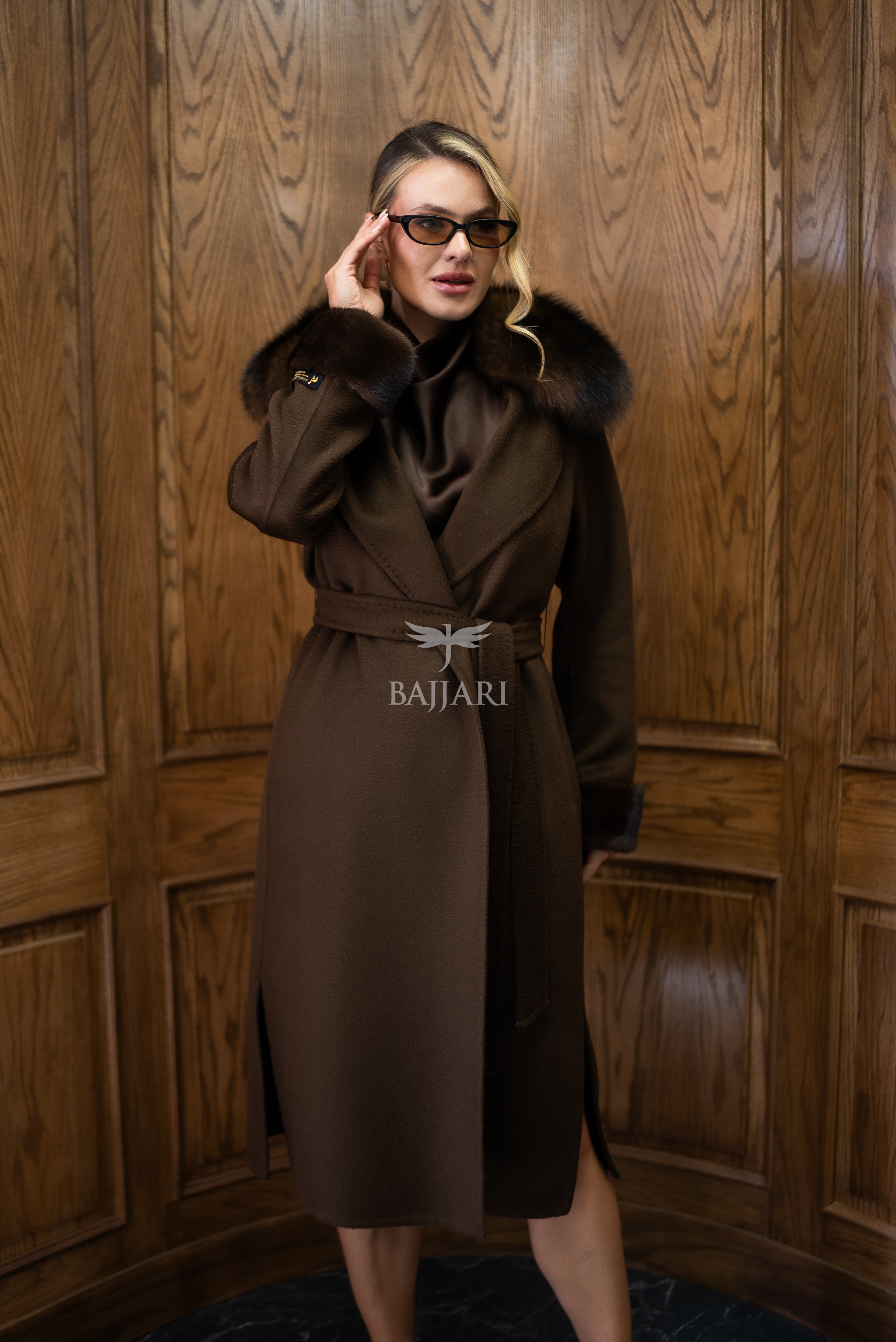 Zibellino Alpaca Wool Fabric | Fox Fur Collar, Mink Fur Sleeve Cuff Detail | Slit Skirt Cut -9587-