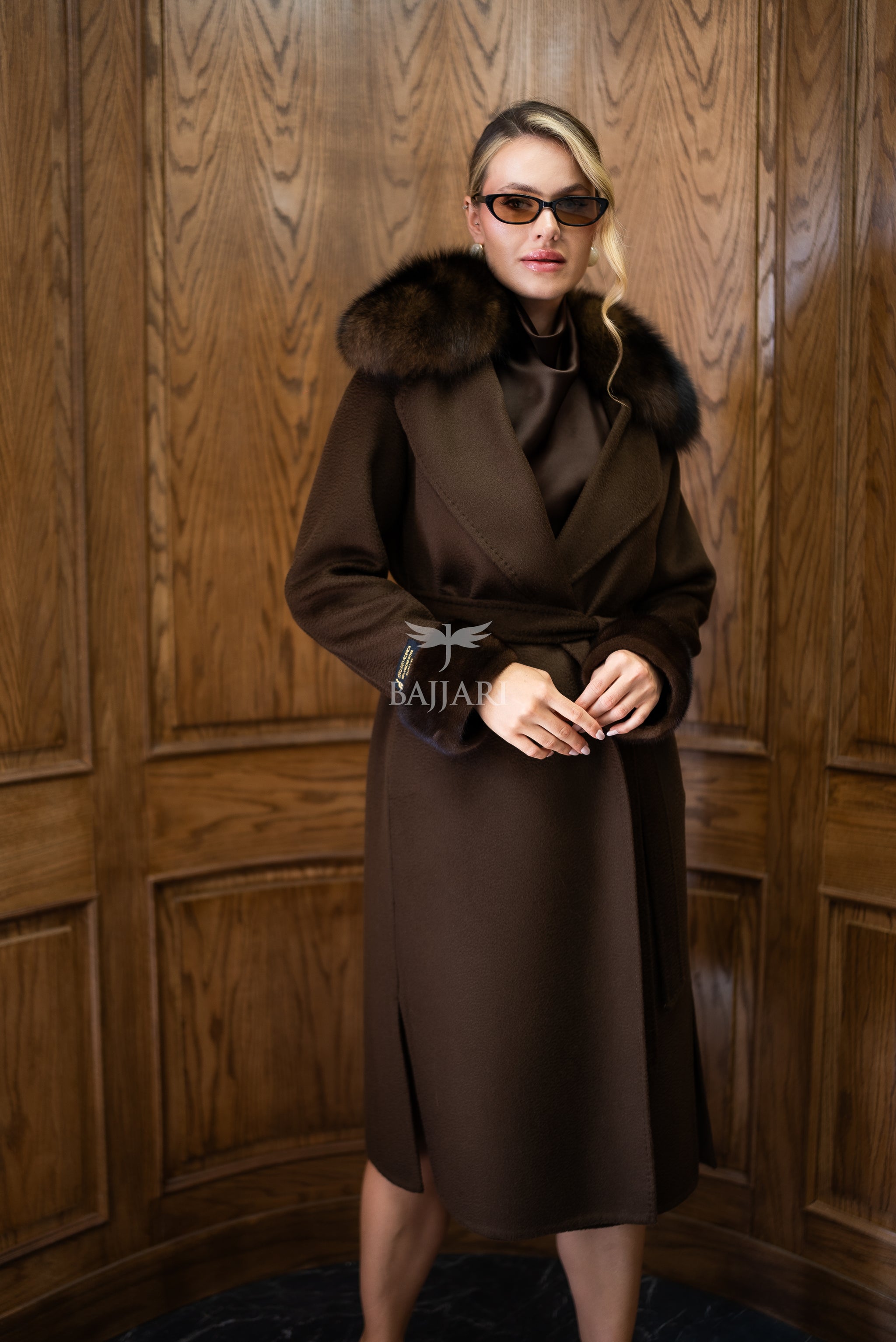 Zibellino Alpaca Wool Fabric | Fox Fur Collar, Mink Fur Sleeve Cuff Detail | Slit Skirt Cut -9587-