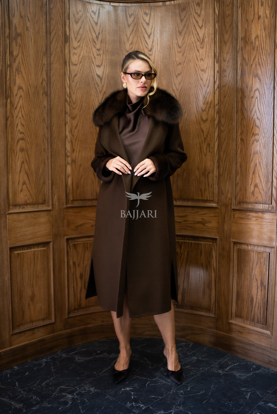 Zibellino Alpaca Wool Fabric | Fox Fur Collar, Mink Fur Sleeve Cuff Detail | Slit Skirt Cut -9587-