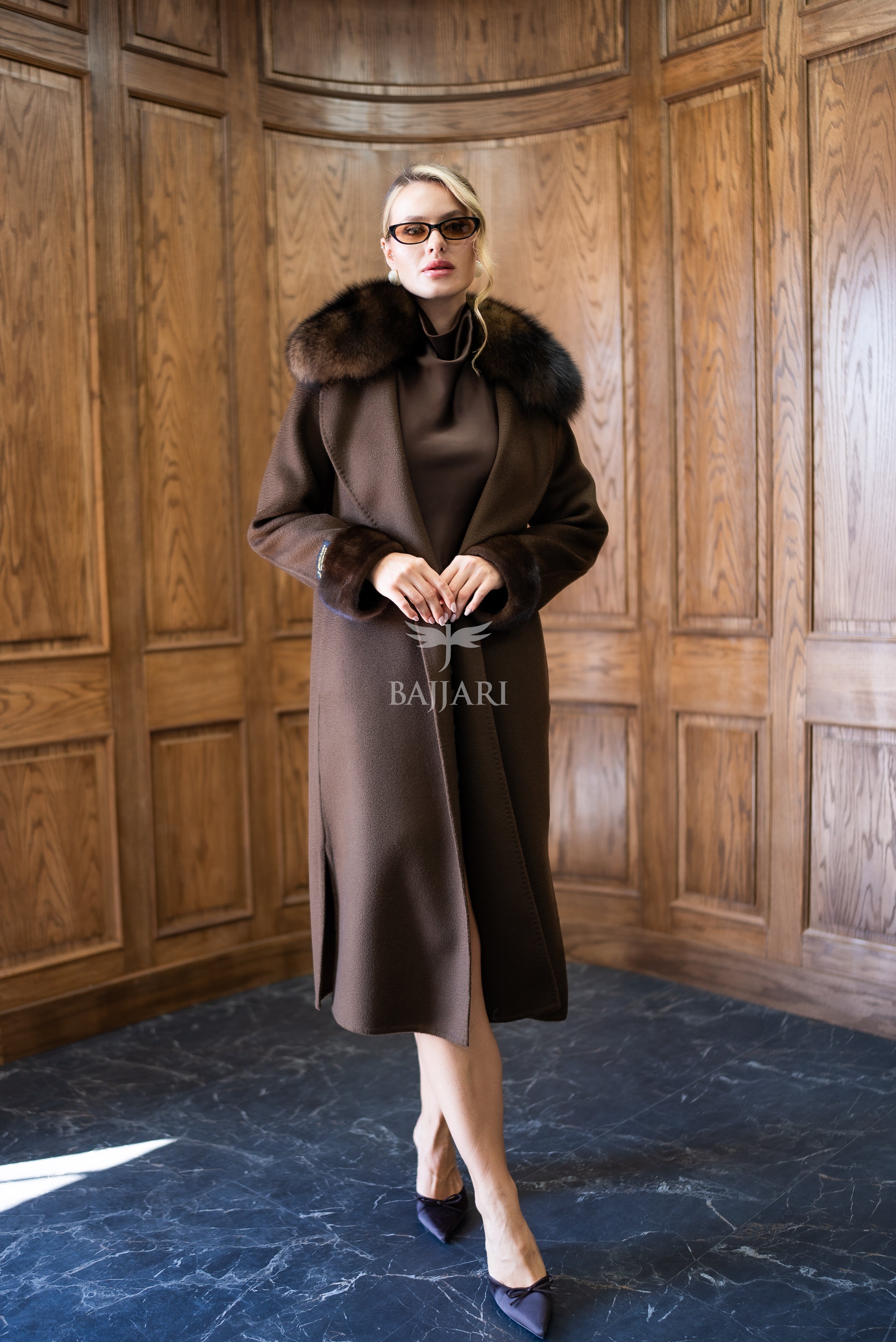 Zibellino Alpaca Wool Fabric | Fox Fur Collar, Mink Fur Sleeve Cuff Detail | Slit Skirt Cut -9587-