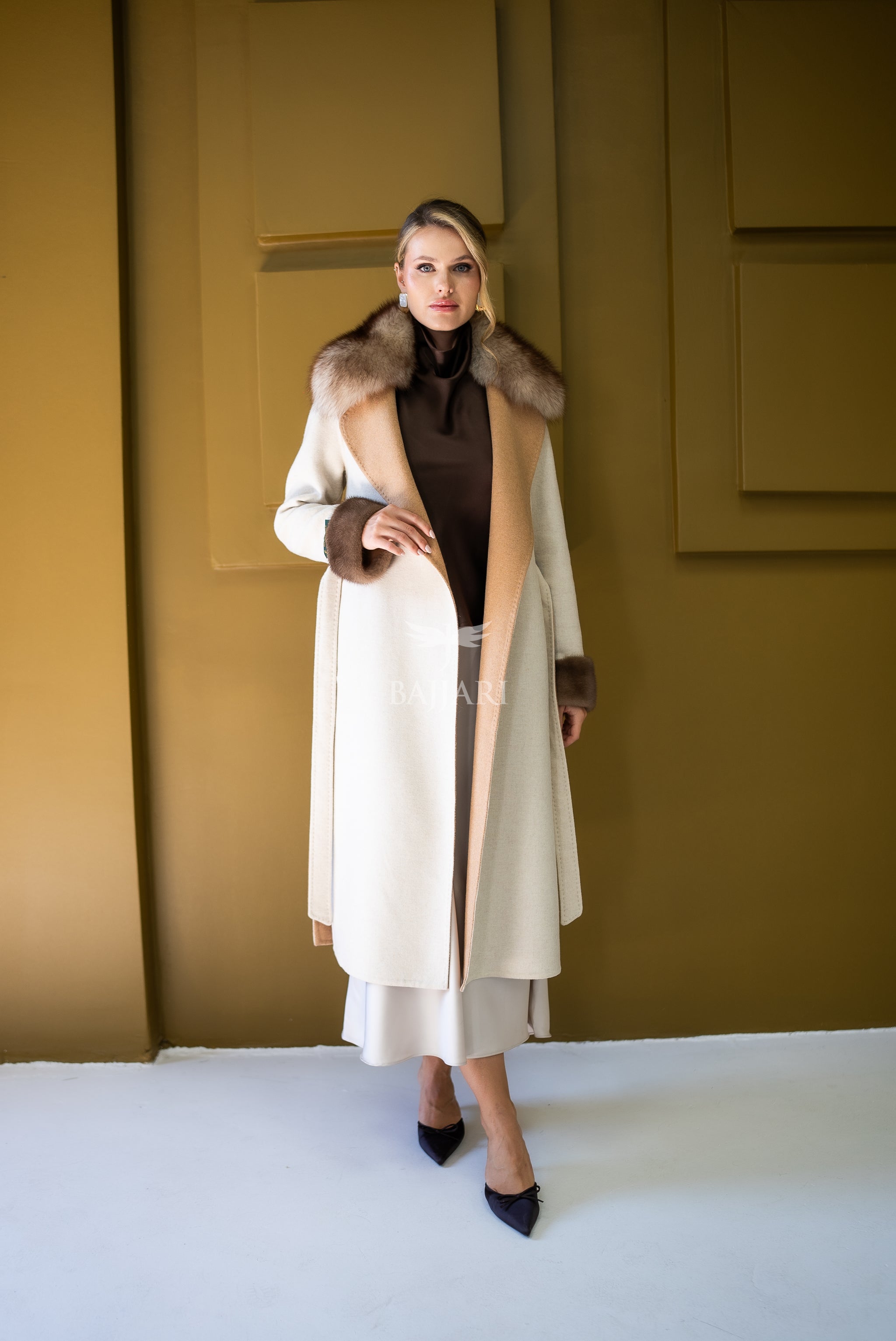 Alpaca Wool Fabric | Fox Fur Collar, Mink Fur Sleeve Cuff Detail | Slit Skirt Cut -9587-