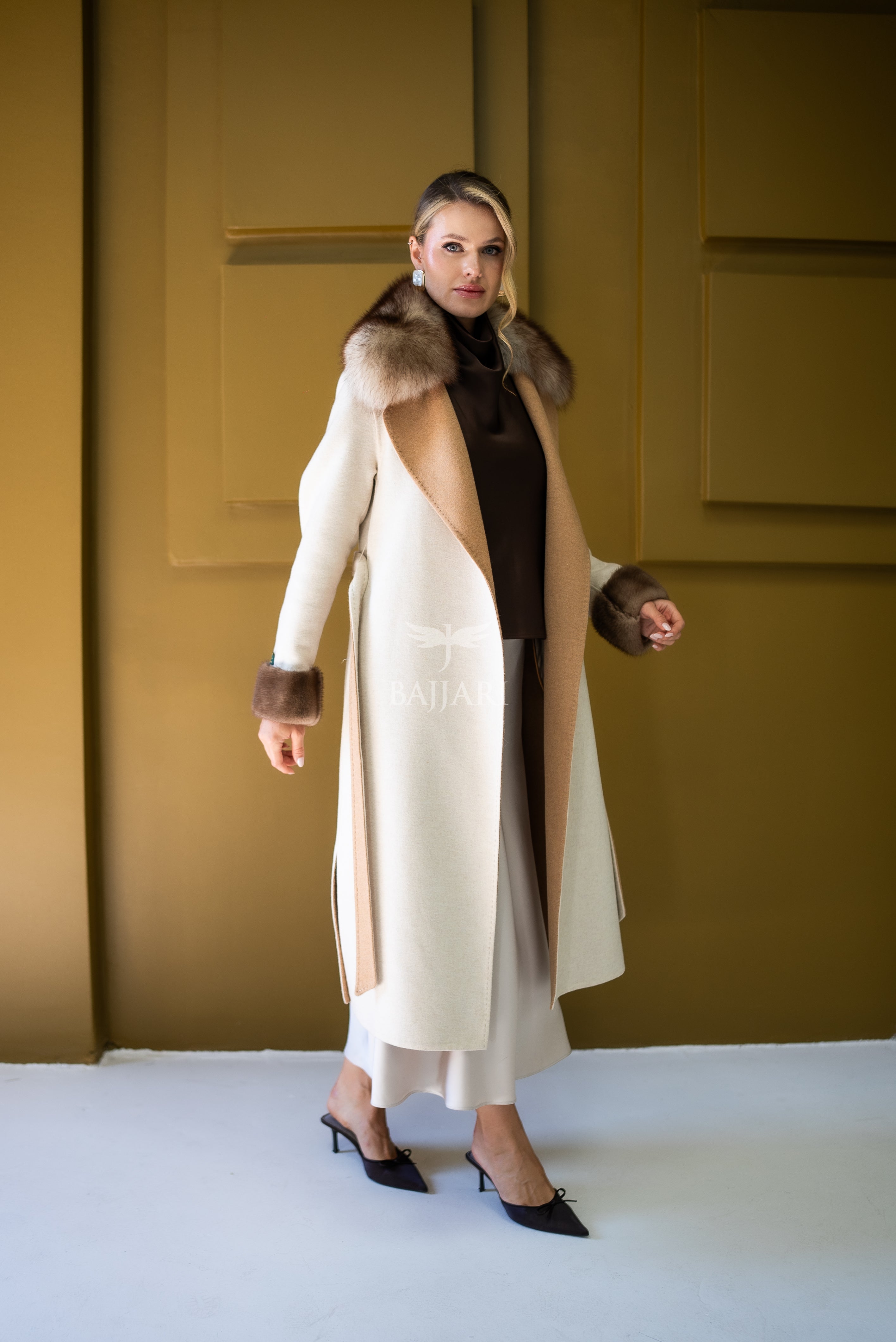 Alpaca Wool Fabric | Fox Fur Collar, Mink Fur Sleeve Cuff Detail | Slit Skirt Cut -9587-