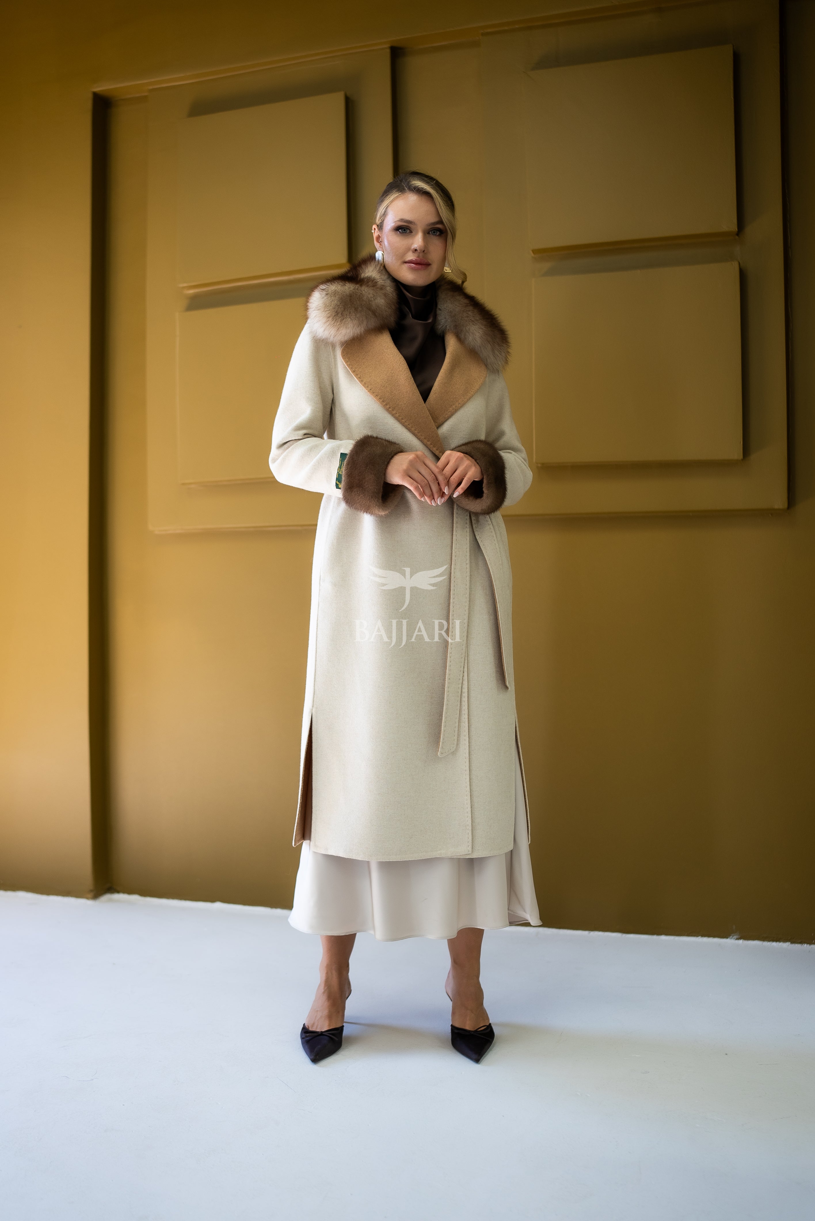 Alpaca Wool Fabric | Fox Fur Collar, Mink Fur Sleeve Cuff Detail | Slit Skirt Cut -9587-
