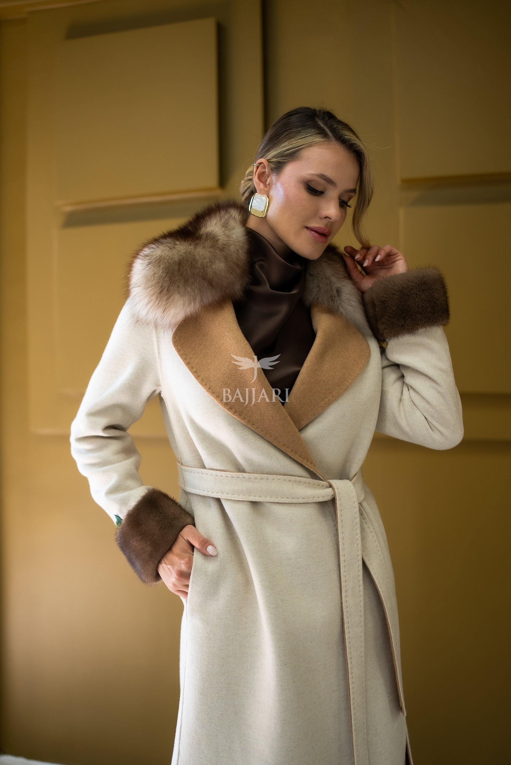 Alpaca Wool Fabric | Fox Fur Collar, Mink Fur Sleeve Cuff Detail | Slit Skirt Cut -9587-