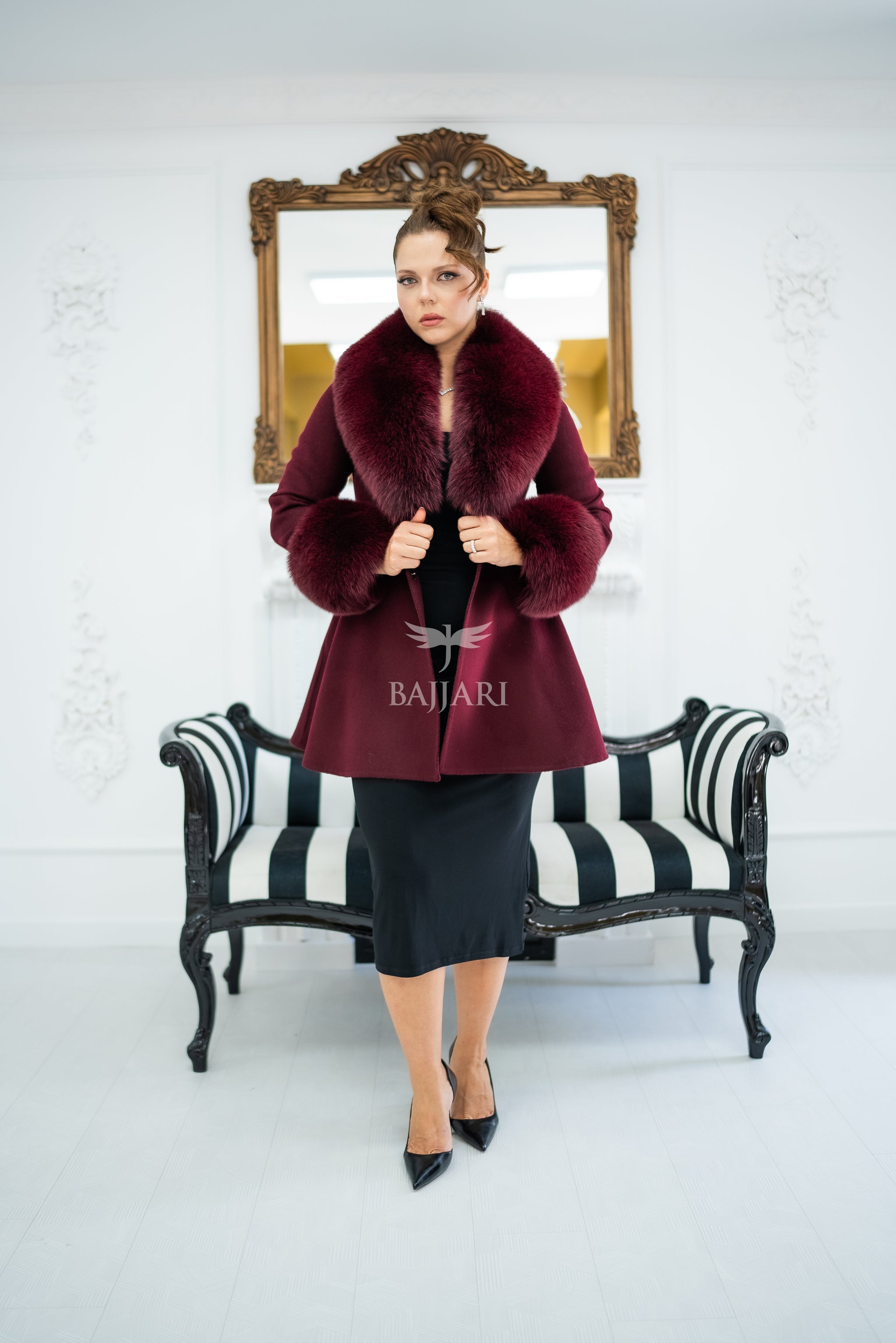 Alpaca Wool Fabric | Fox Fur Collar & Cuff Detail | Flared Cut -3895-