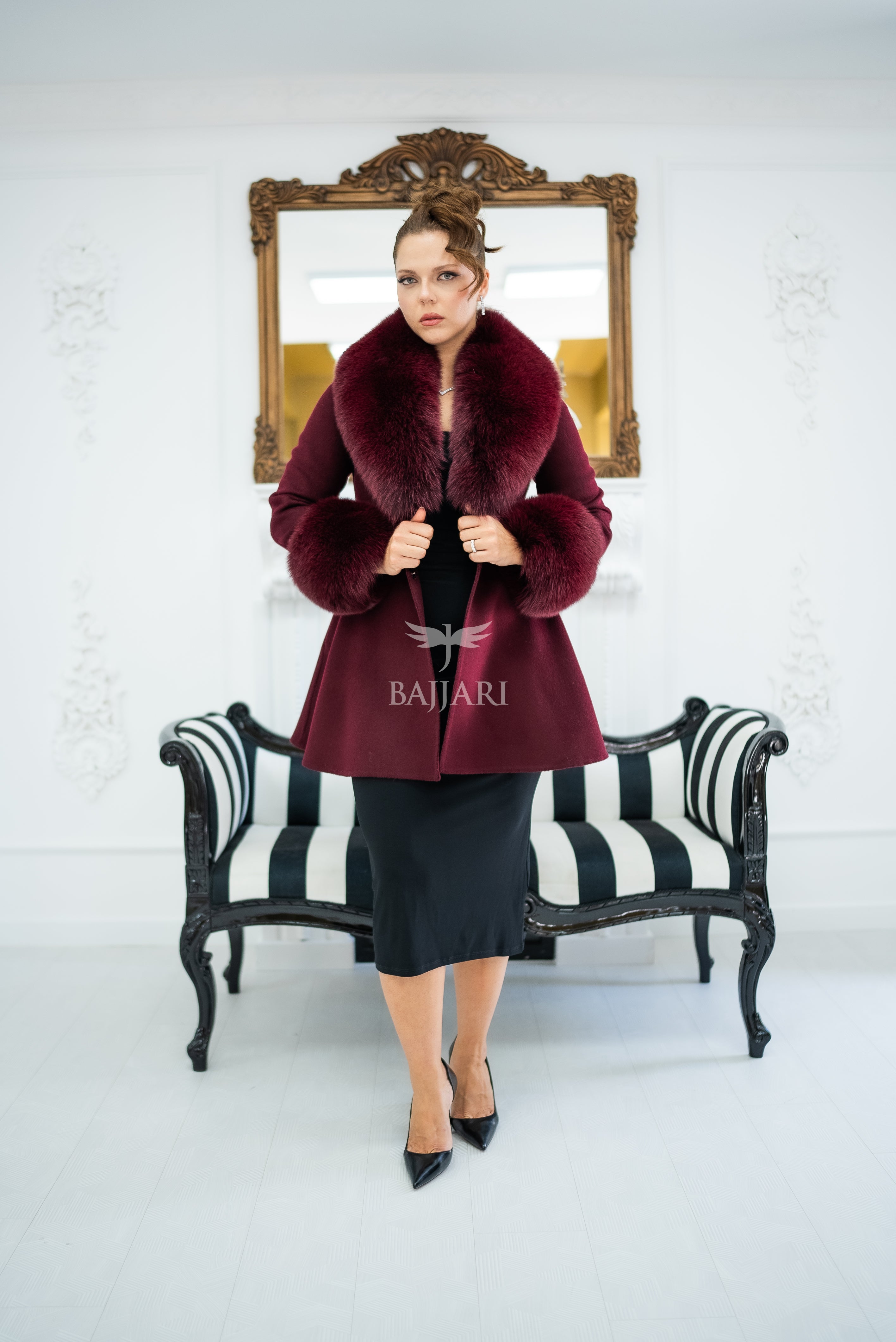 Alpaca Wool Fabric | Fox Fur Collar & Cuff Detail | Flared Cut -3895-
