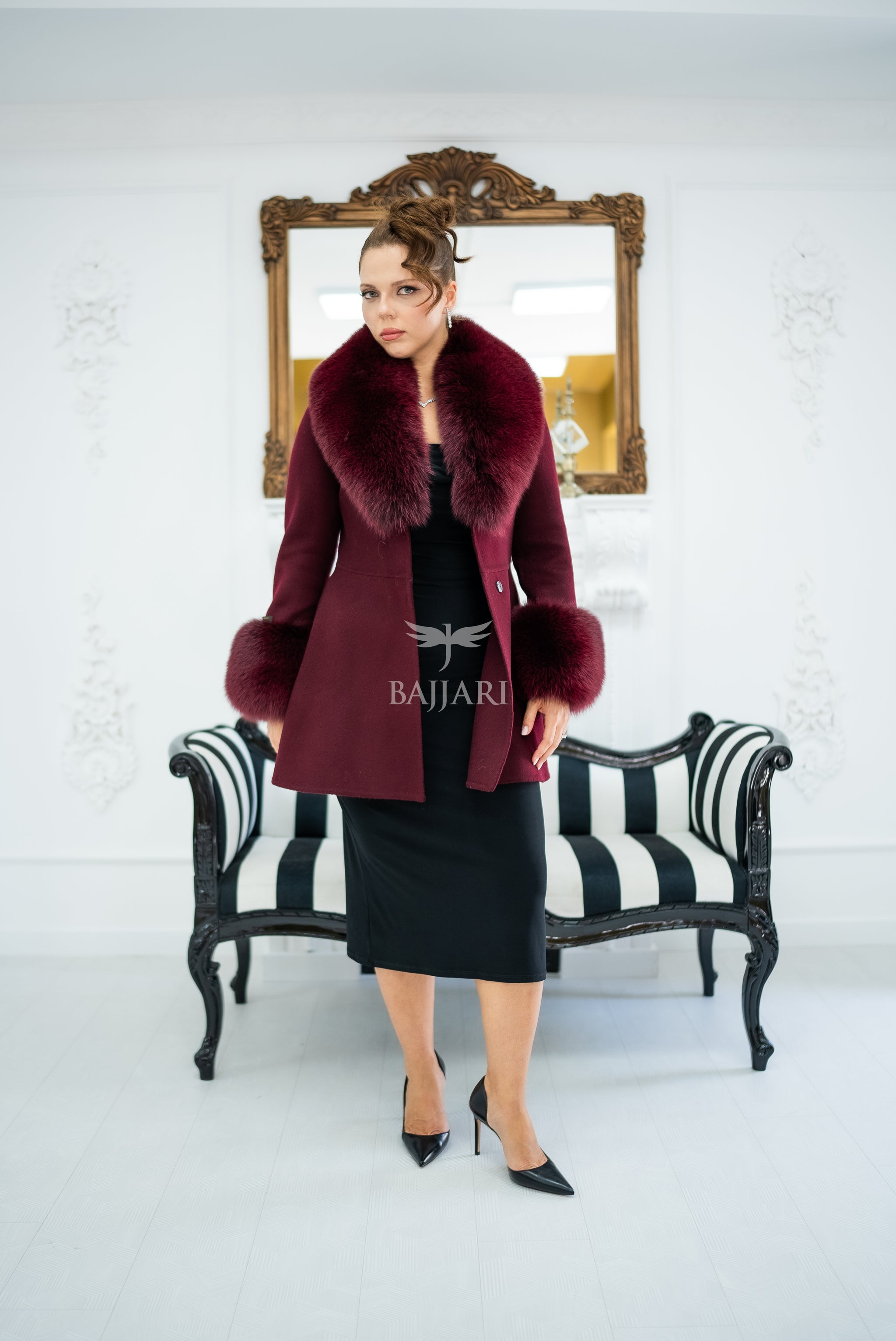 Alpaca Wool Fabric | Fox Fur Collar & Cuff Detail | Flared Cut -3895-