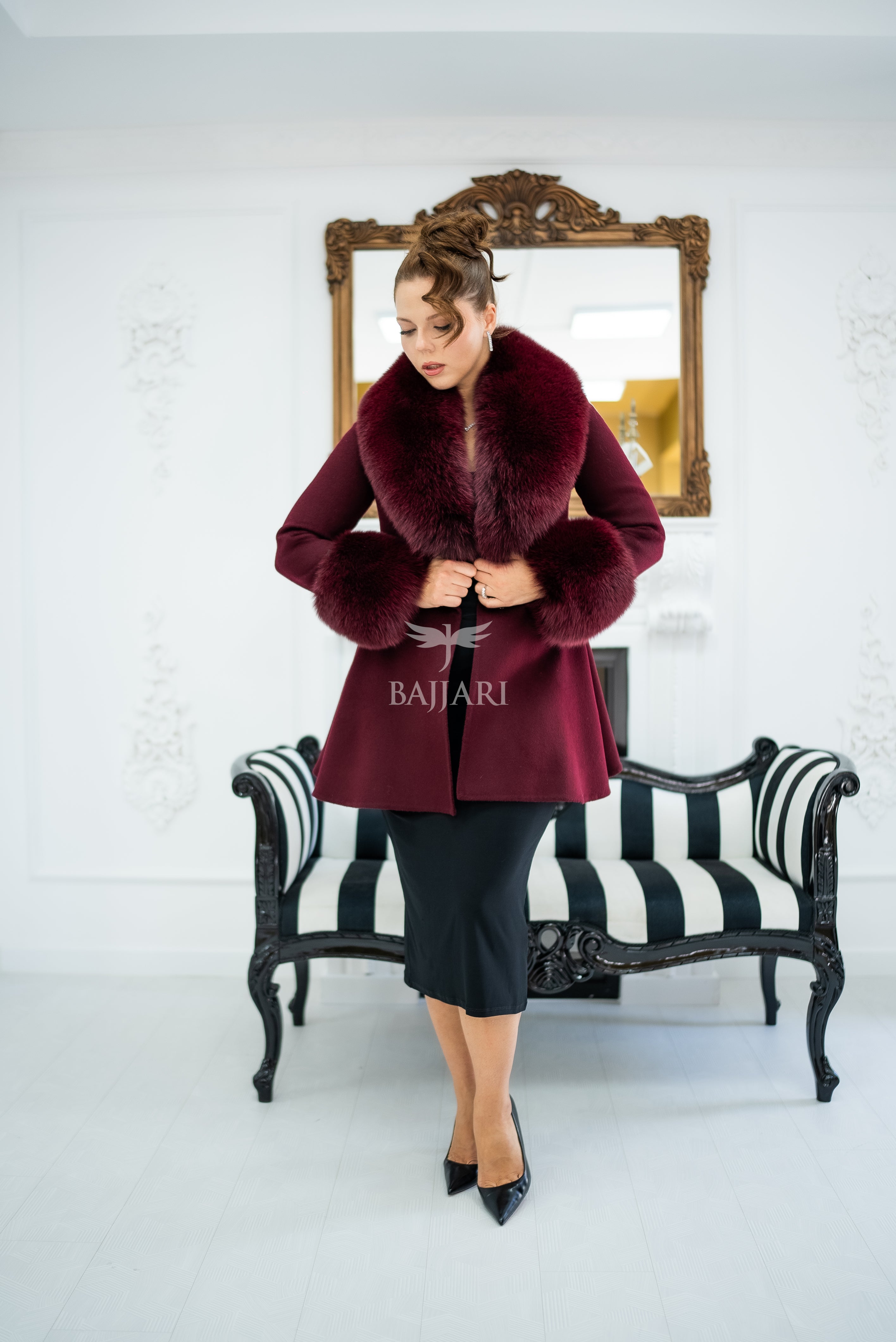 Alpaca Wool Fabric | Fox Fur Collar & Cuff Detail | Flared Cut -3895-