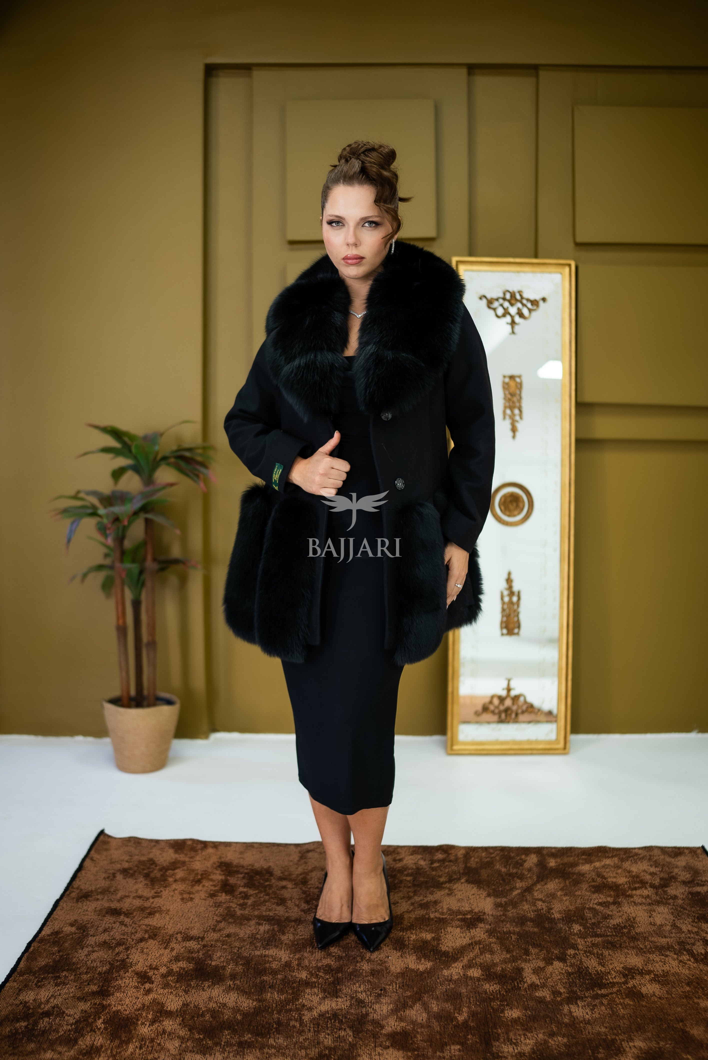 Women's Coat Offering the Elegance of Luxurious Alpaca Fabric with Fox Fur Collar and Fox Fur Trim Details on the Hem -1293-