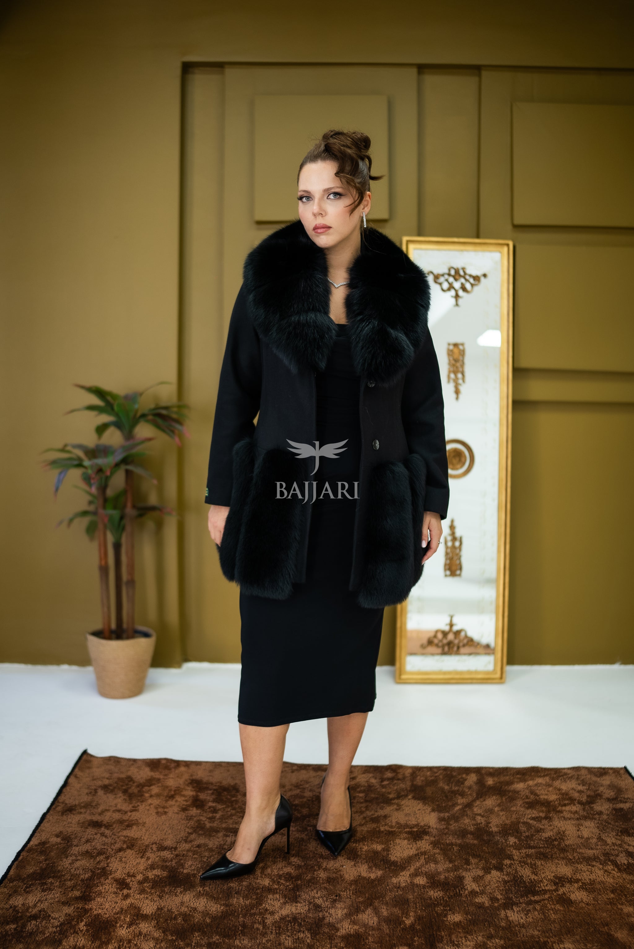 Women's Coat Offering the Elegance of Luxurious Alpaca Fabric with Fox Fur Collar and Fox Fur Trim Details on the Hem -1293-