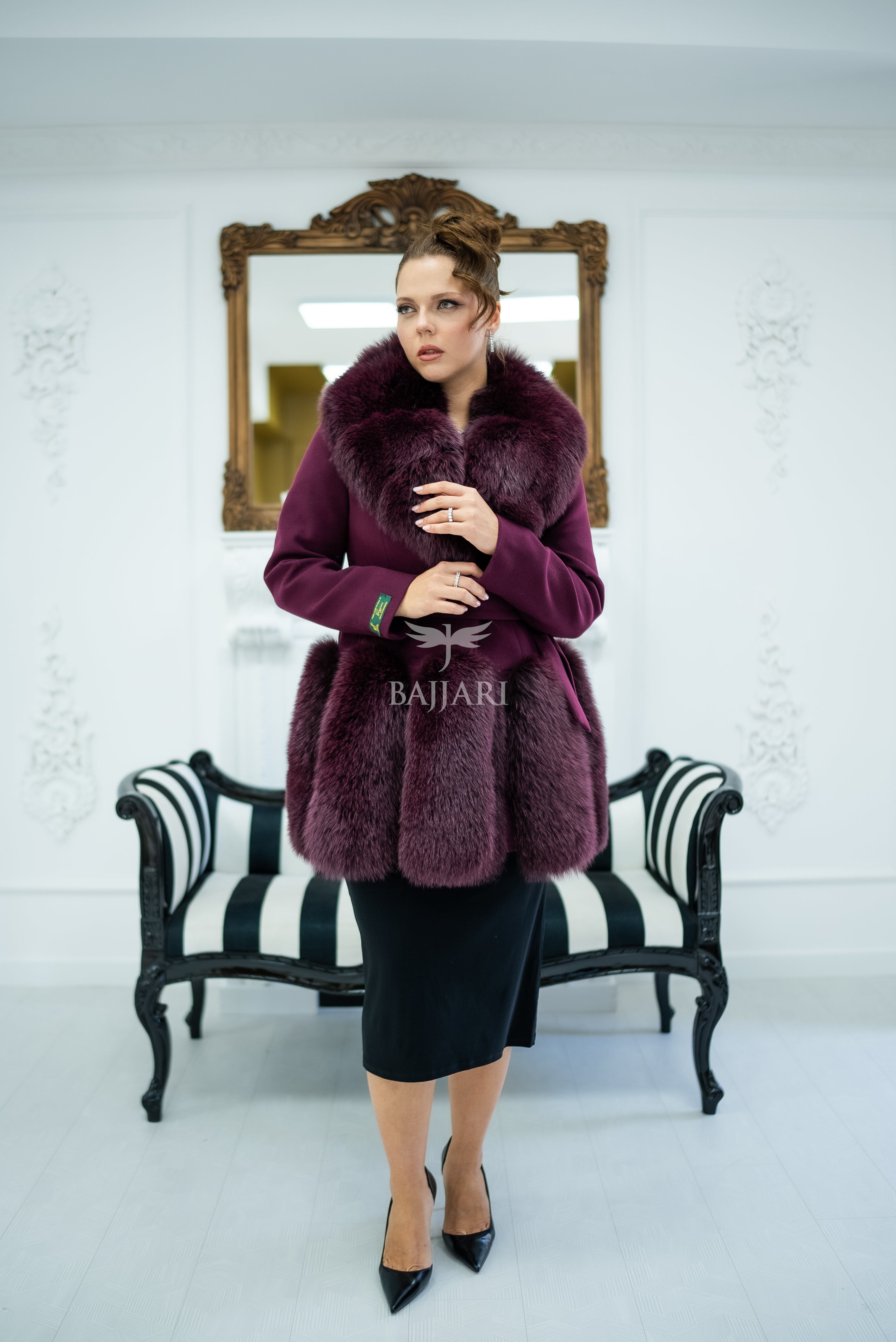 Women's Coat Offering the Elegance of Luxurious Alpaca Fabric with Fox Fur Collar and Fox Fur Trim Details on the Hem -1293-