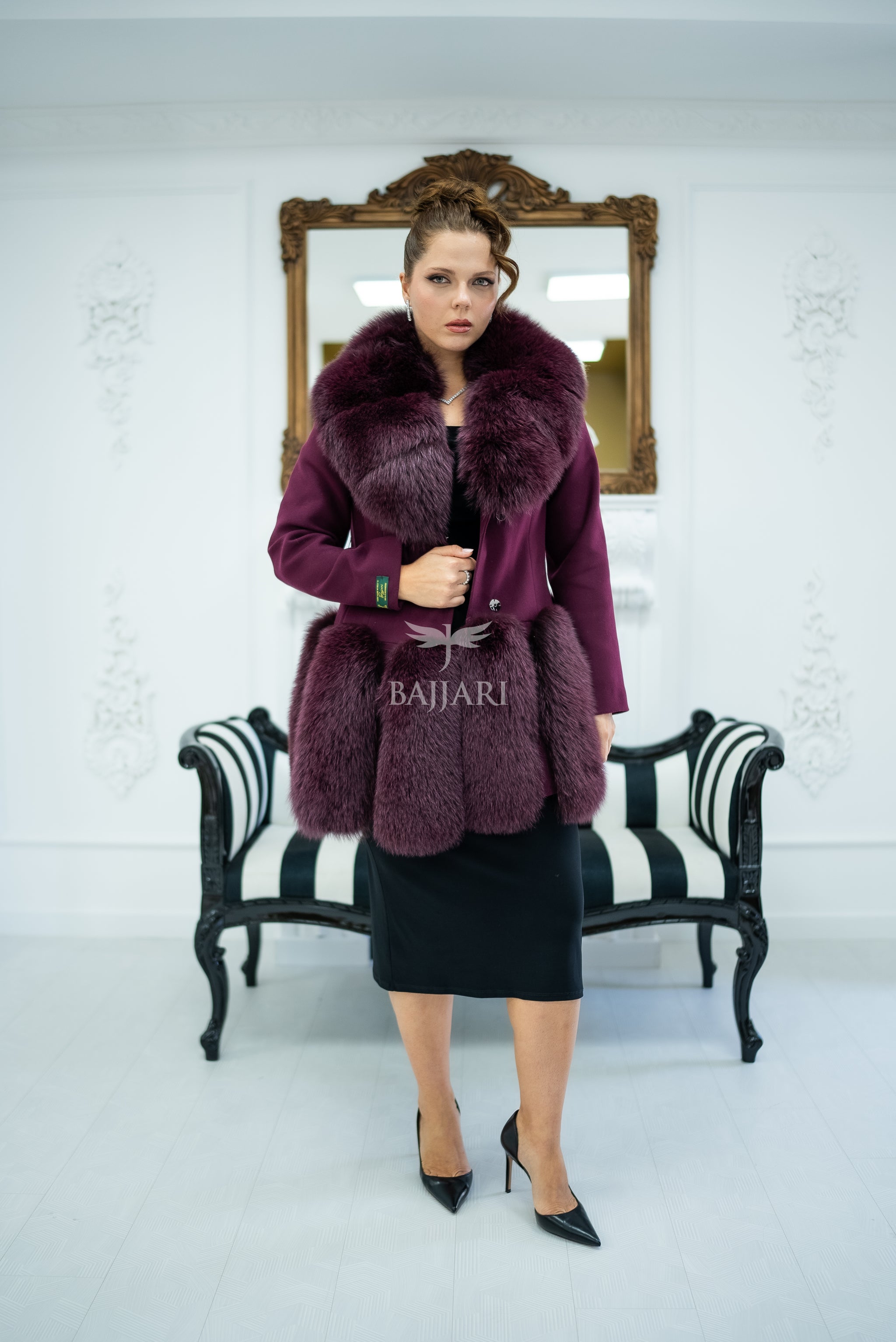 Women's Coat Offering the Elegance of Luxurious Alpaca Fabric with Fox Fur Collar and Fox Fur Trim Details on the Hem -1293-