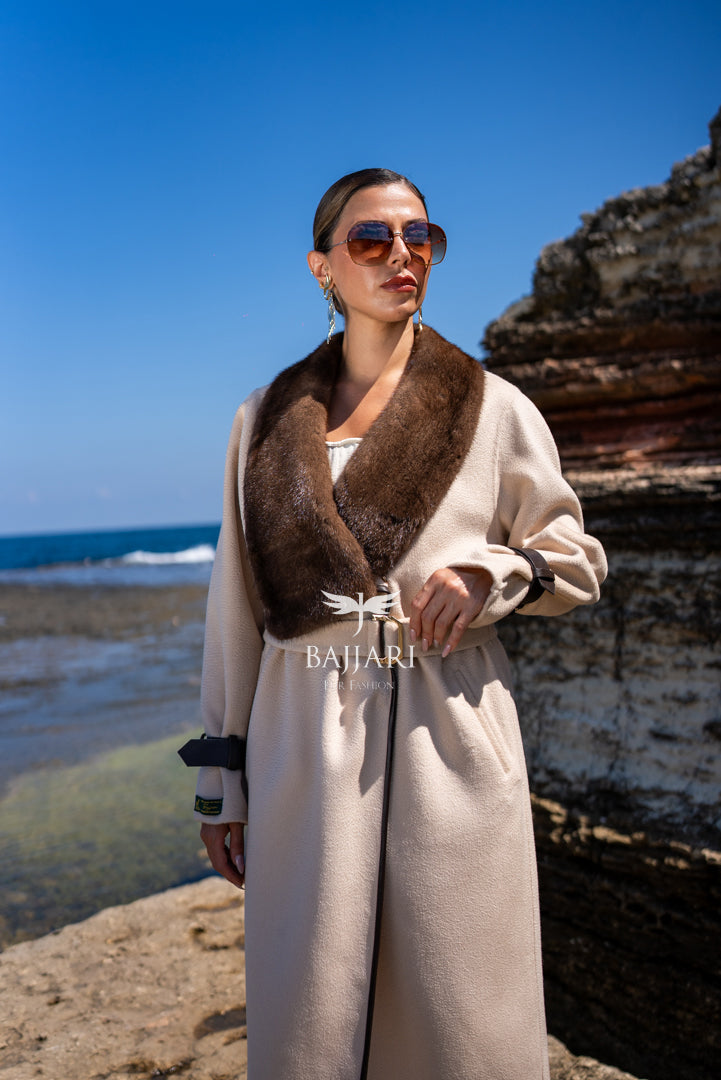 Exquisite Alpaca Design Adorned with Mink Fur and Leather Trim -9502-