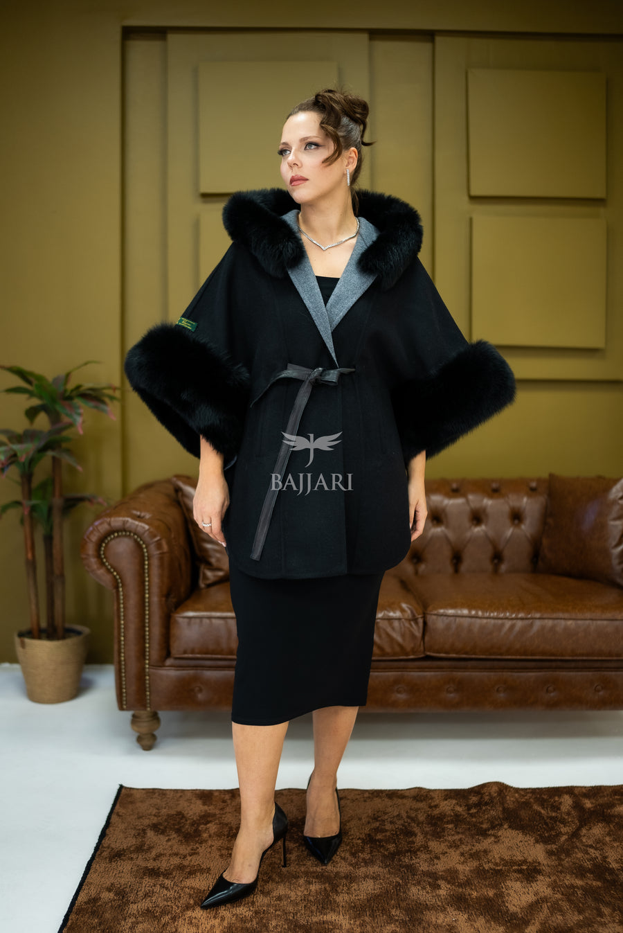 Elegant Hooded Cashmere Cape with Fox Fur Collar and Cuffs -1337-