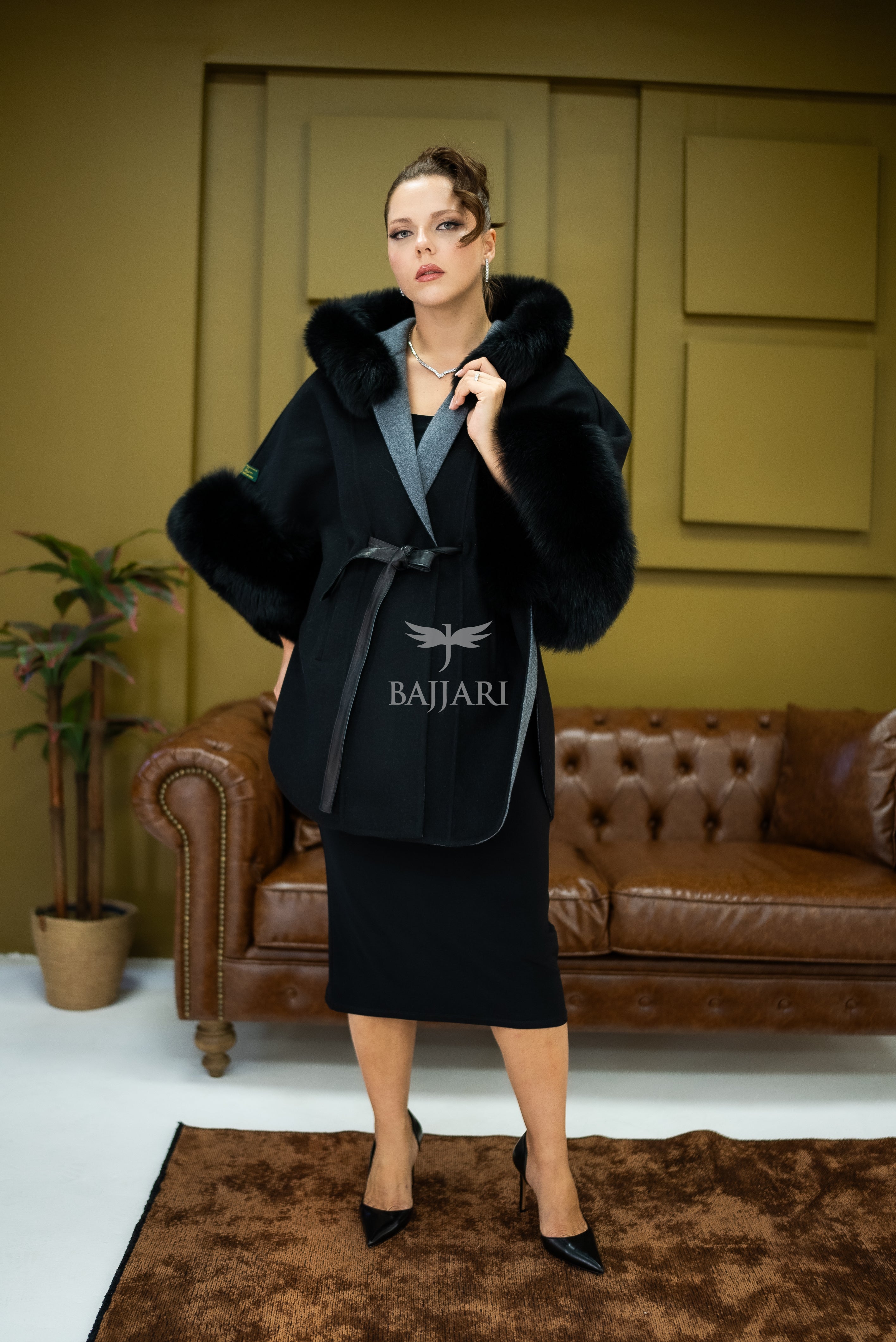 Elegant Hooded Cashmere Cape with Fox Fur Collar and Cuffs -1337-