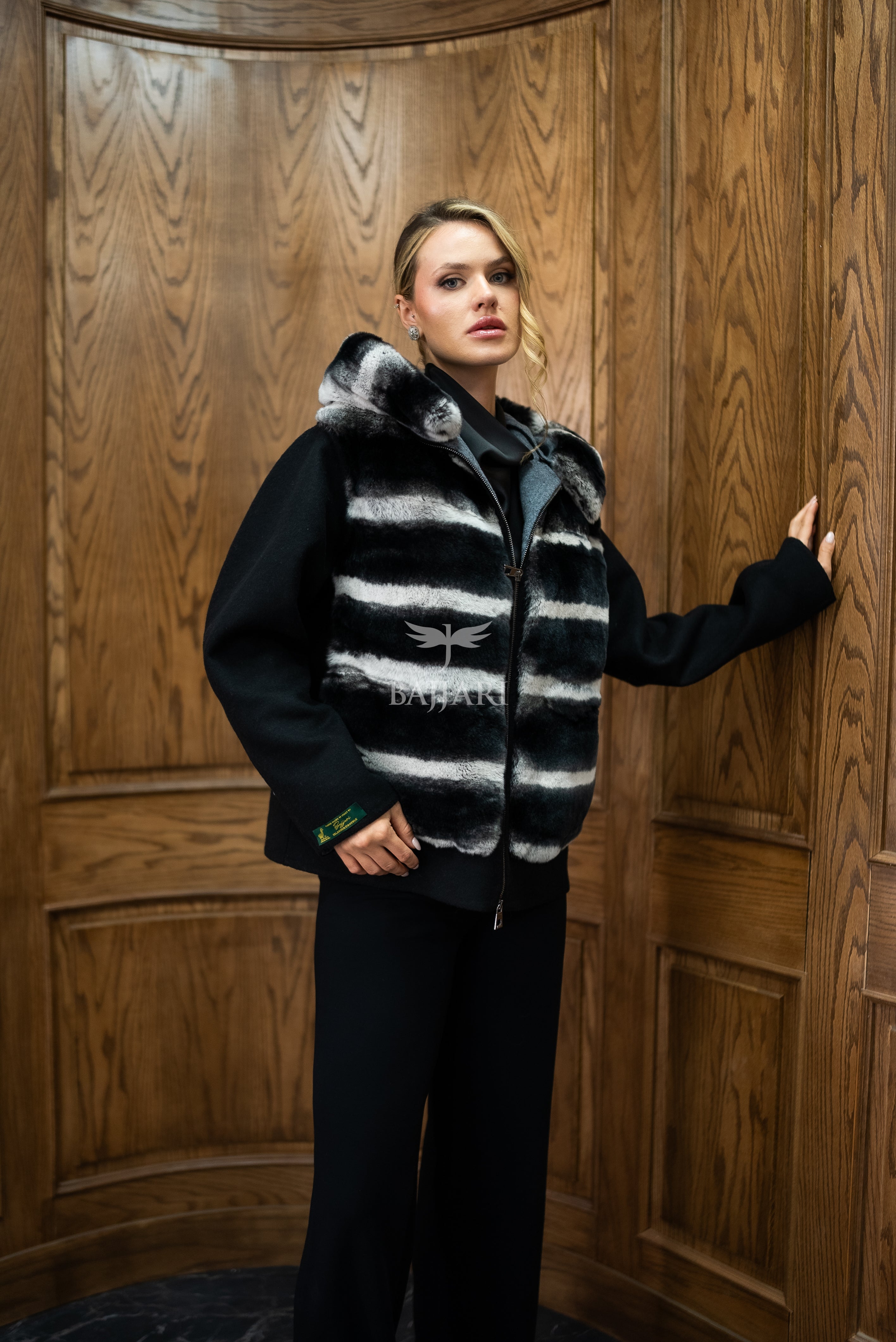 Alpaca Fabric Hooded Model with Rabbit Fur and Real Rabbit Fur Trim on the Front and Hood -9444-