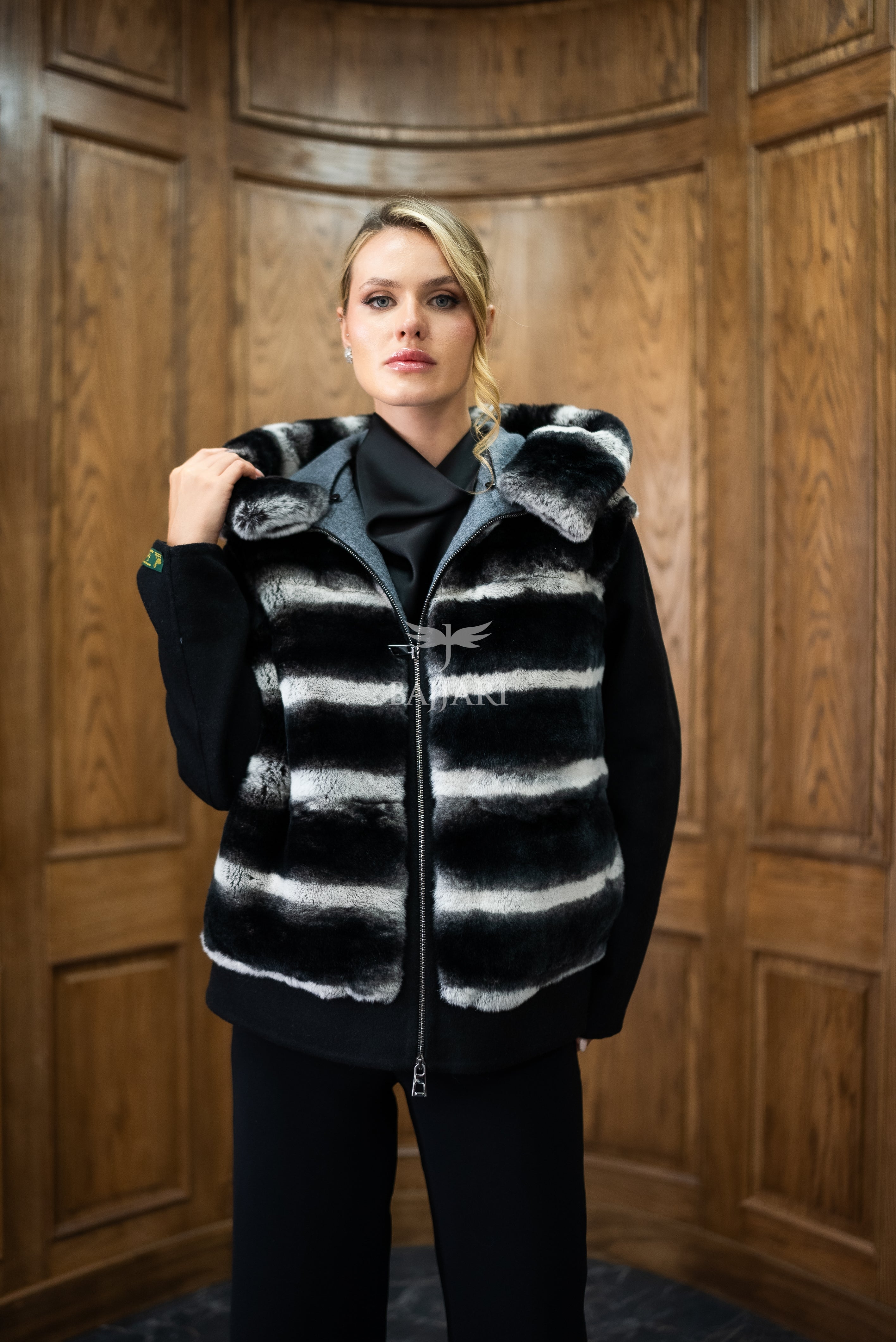 Alpaca Fabric Hooded Model with Rabbit Fur and Real Rabbit Fur Trim on the Front and Hood -9444-