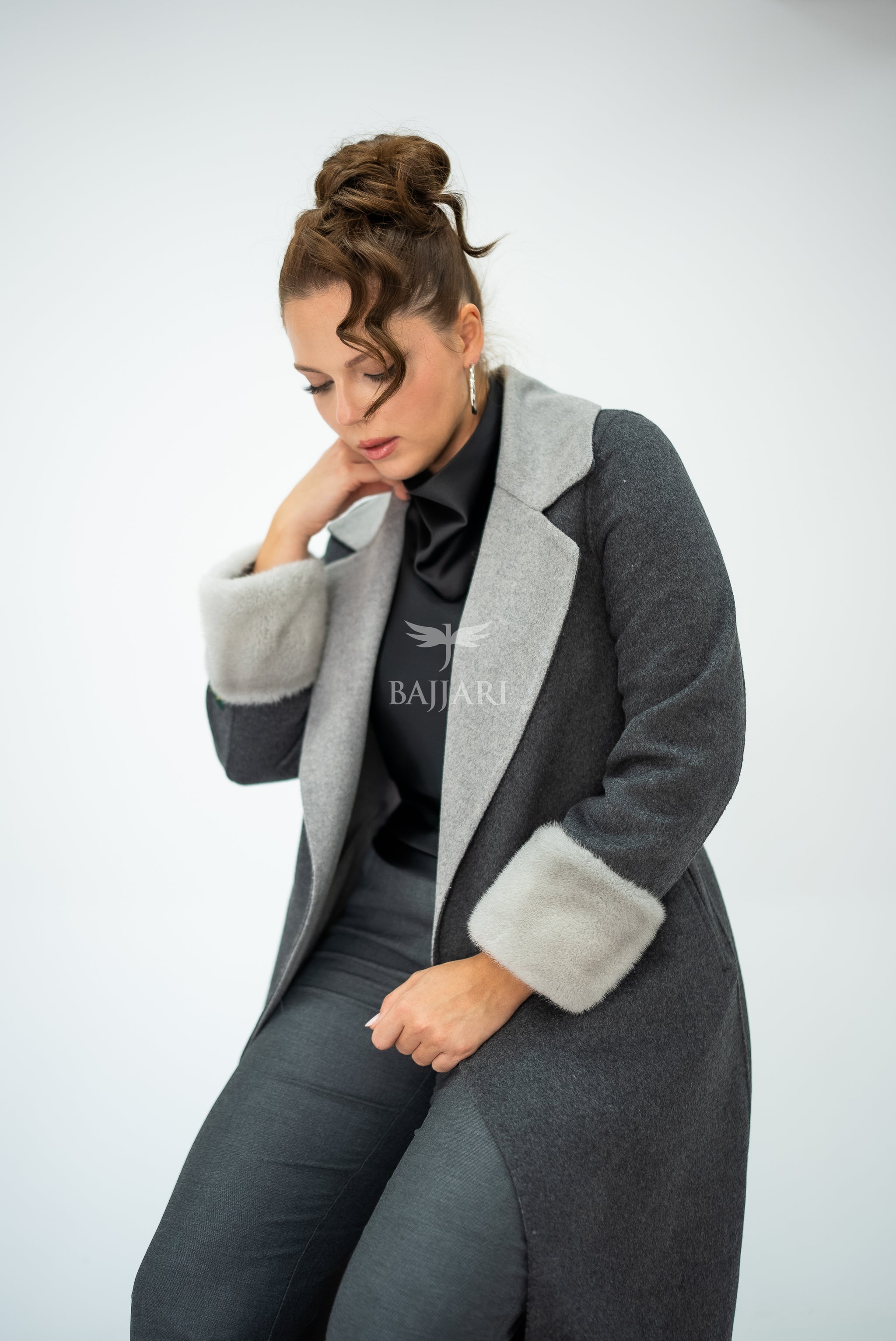 Alpaca Wool Fabric | Mink Fur Sleeves; Cuff Detail | Slit Hem Alpaca Mink -3991 A M-