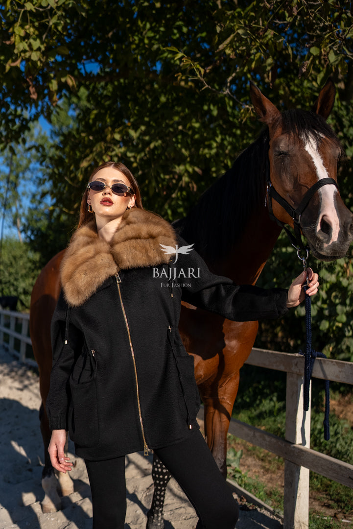Short Jacket with Sable Fur Collar in Alpaca Wool -9441-