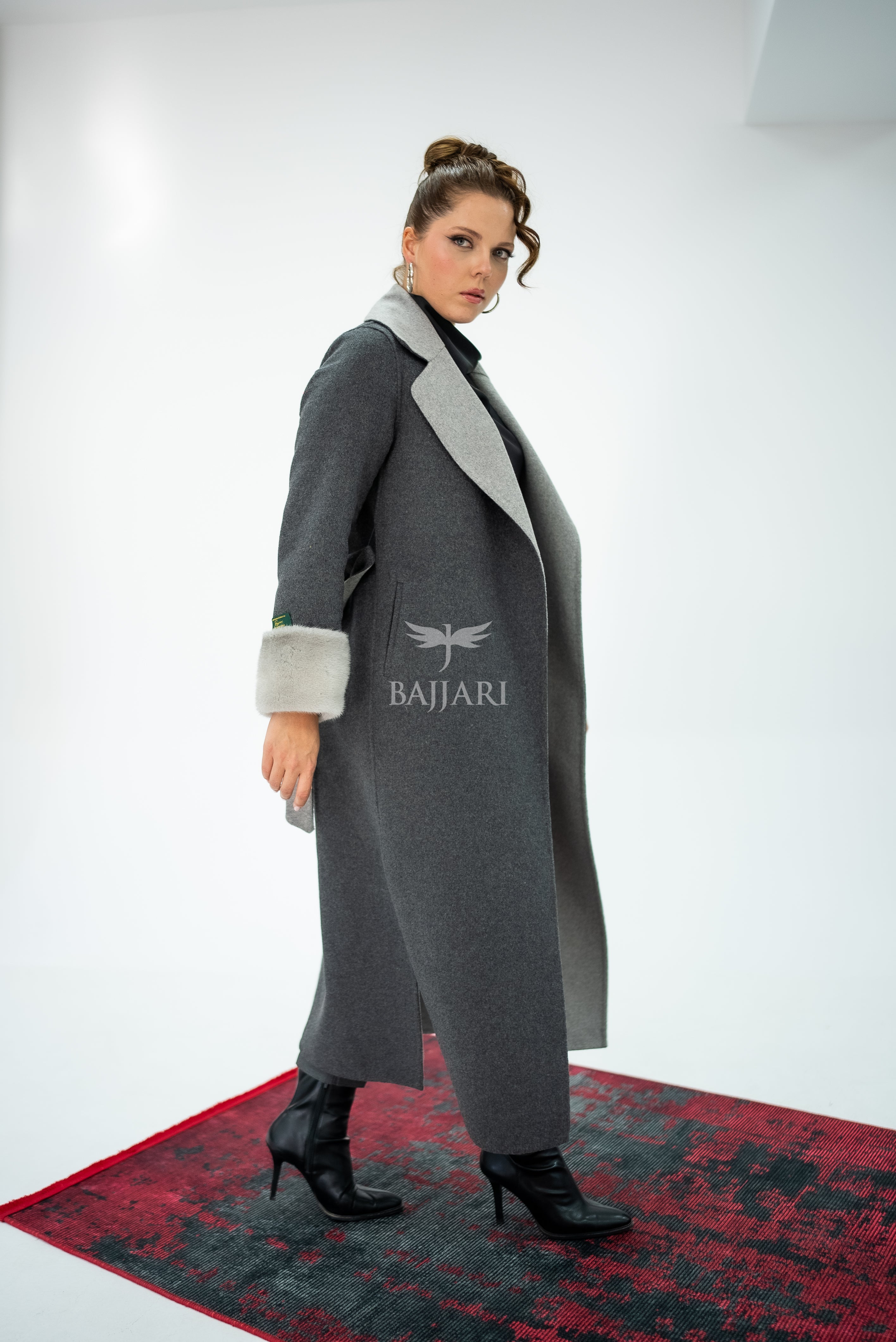 Alpaca Wool Fabric | Mink Fur Sleeves; Cuff Detail | Slit Hem Alpaca Mink -3991 A M-