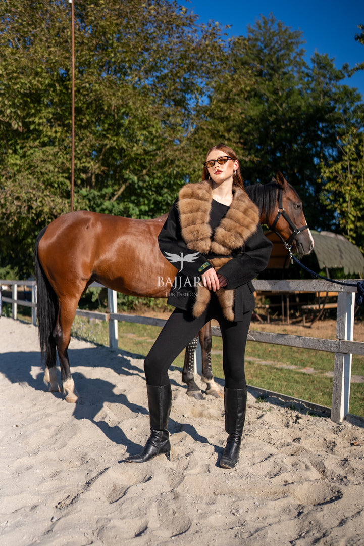 Short Jacket with Sable Fur Details in Alpaca Wool -9428-