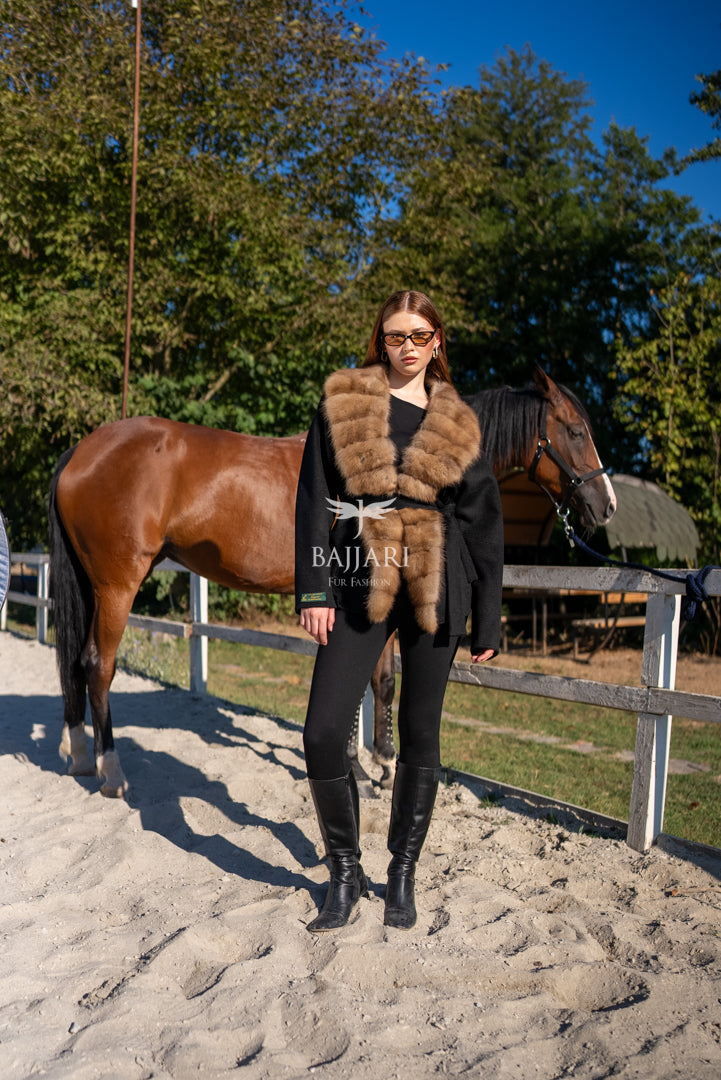 Short Jacket with Sable Fur Details in Alpaca Wool -9428-