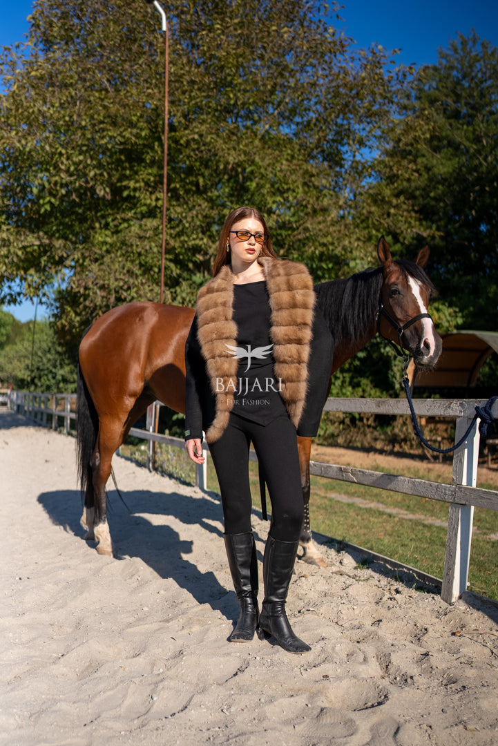 Short Jacket with Sable Fur Details in Alpaca Wool -9428-