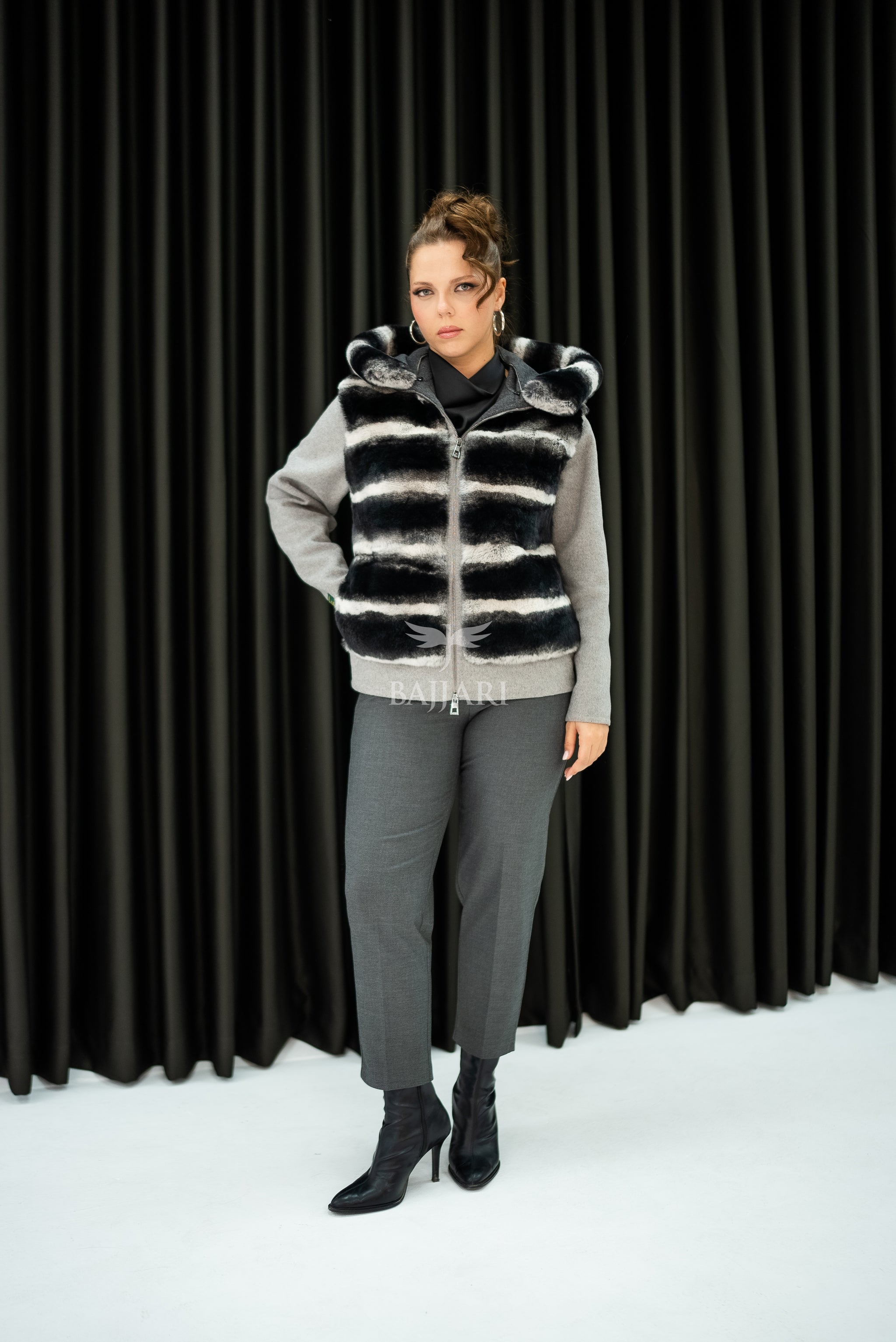 Alpaca Fabric Hooded Model with Rabbit Fur and Real Rabbit Fur Trim on the Front and Hood -9444-