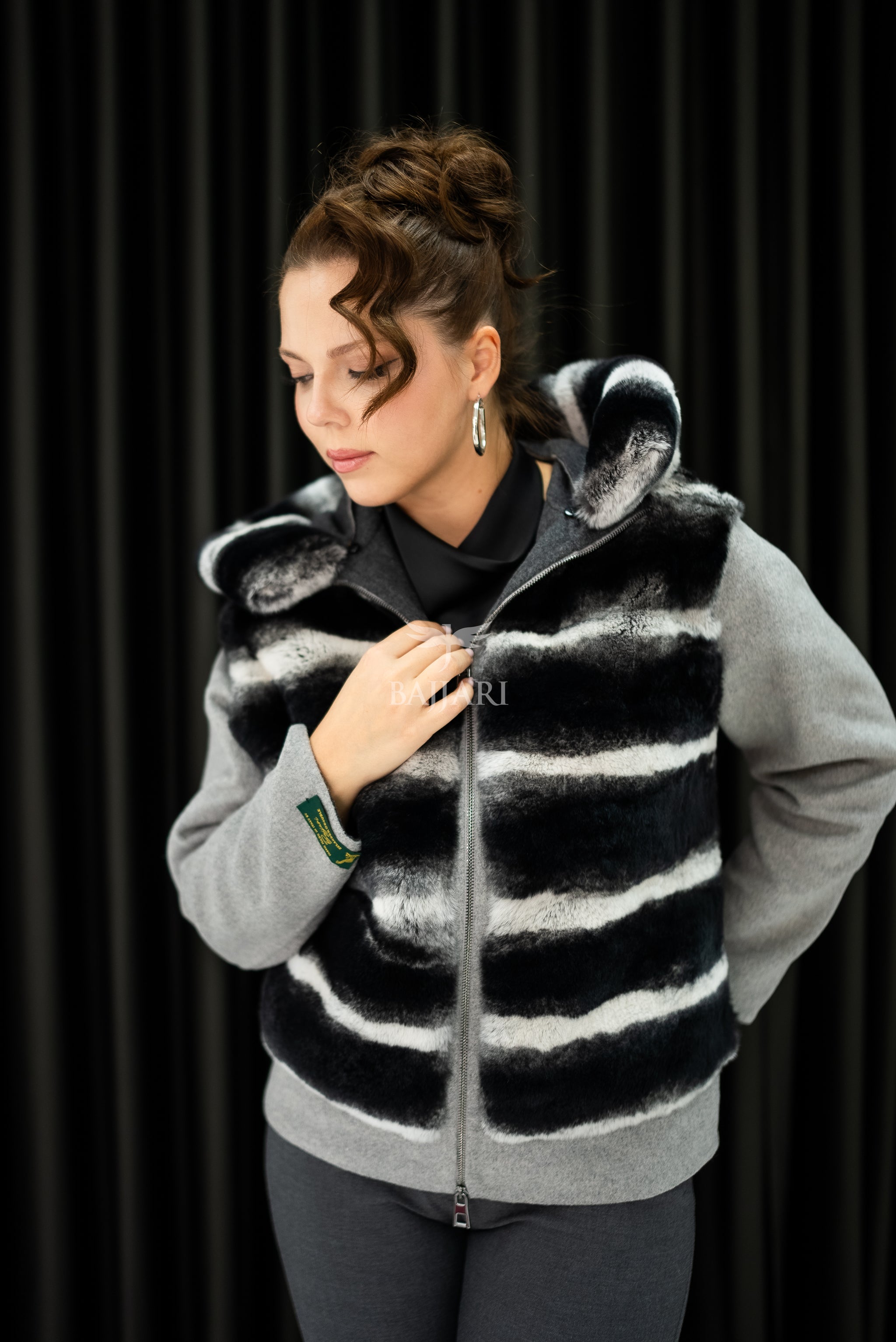 Alpaca Fabric Hooded Model with Rabbit Fur and Real Rabbit Fur Trim on the Front and Hood -9444-