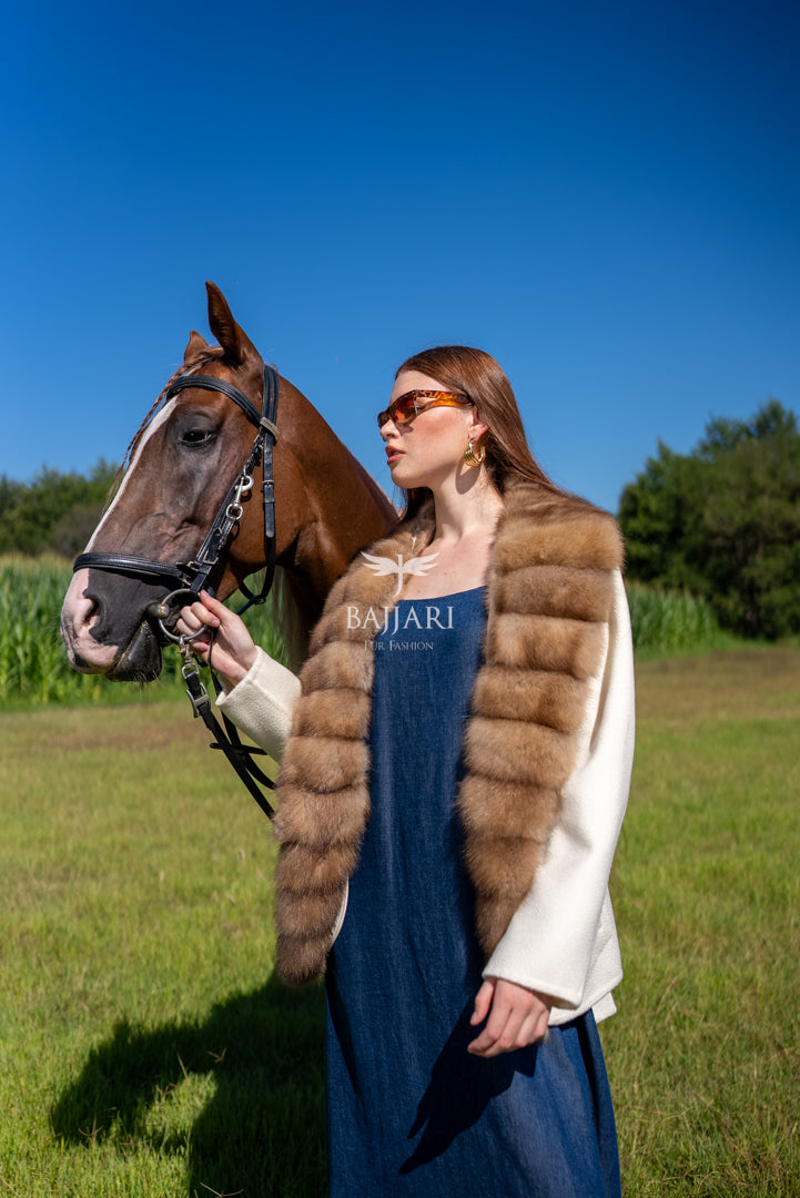 Short Jacket with Sable Fur Details in Alpaca Wool -9428-