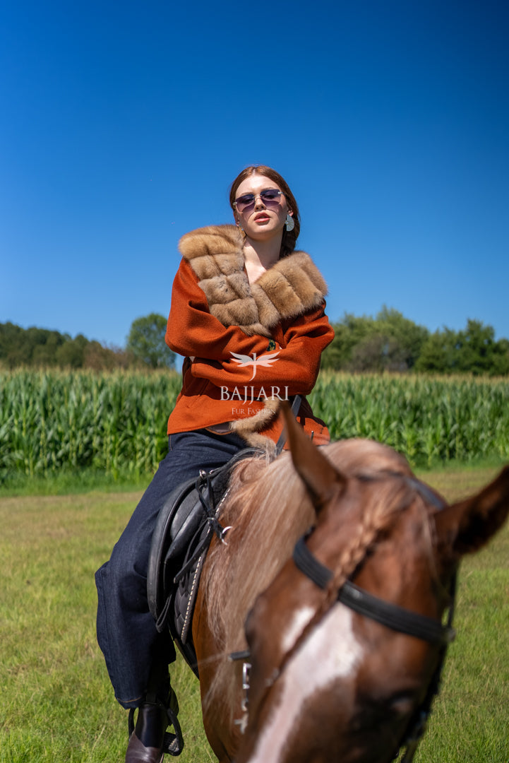 Short Jacket with Sable Fur Details in Alpaca Wool -9428-