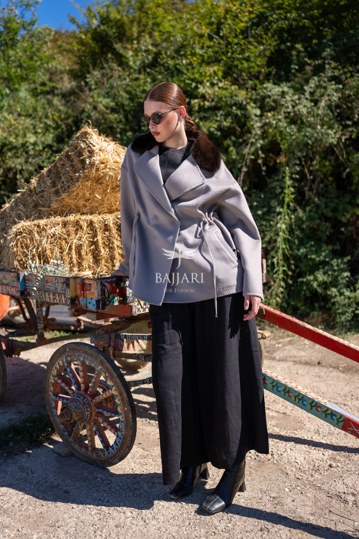 Elegant Women’s Coat with Alpaca Lama Fabric and Mink Fur Collar -9434-