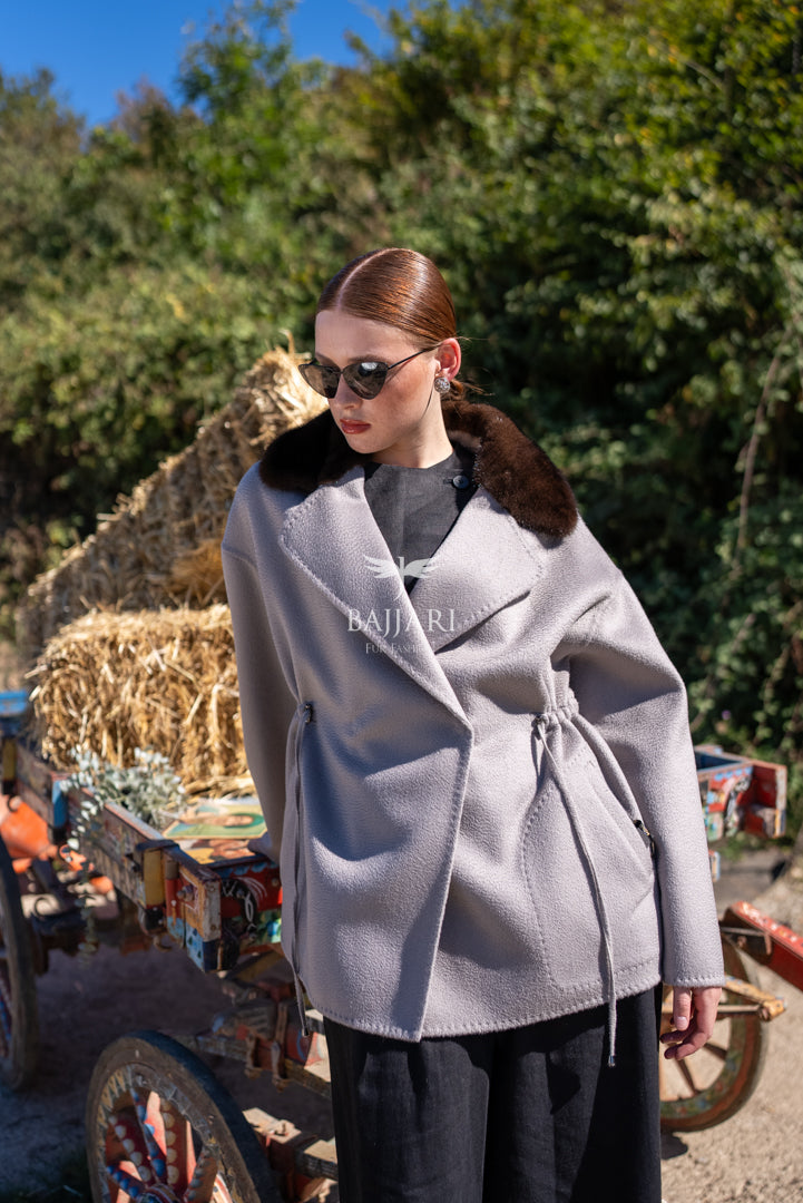 Elegant Women’s Coat with Alpaca Lama Fabric and Mink Fur Collar -9434-
