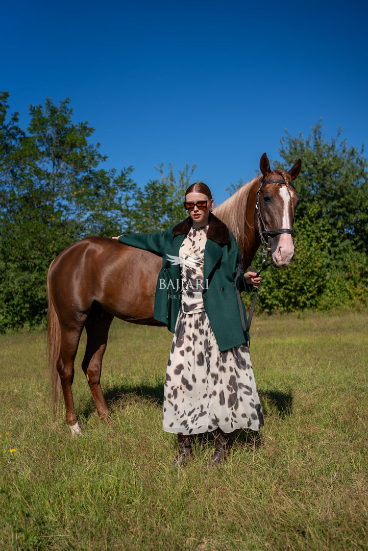 Elegant Women’s Coat with Alpaca Lama Fabric and Mink Fur Collar -9434-