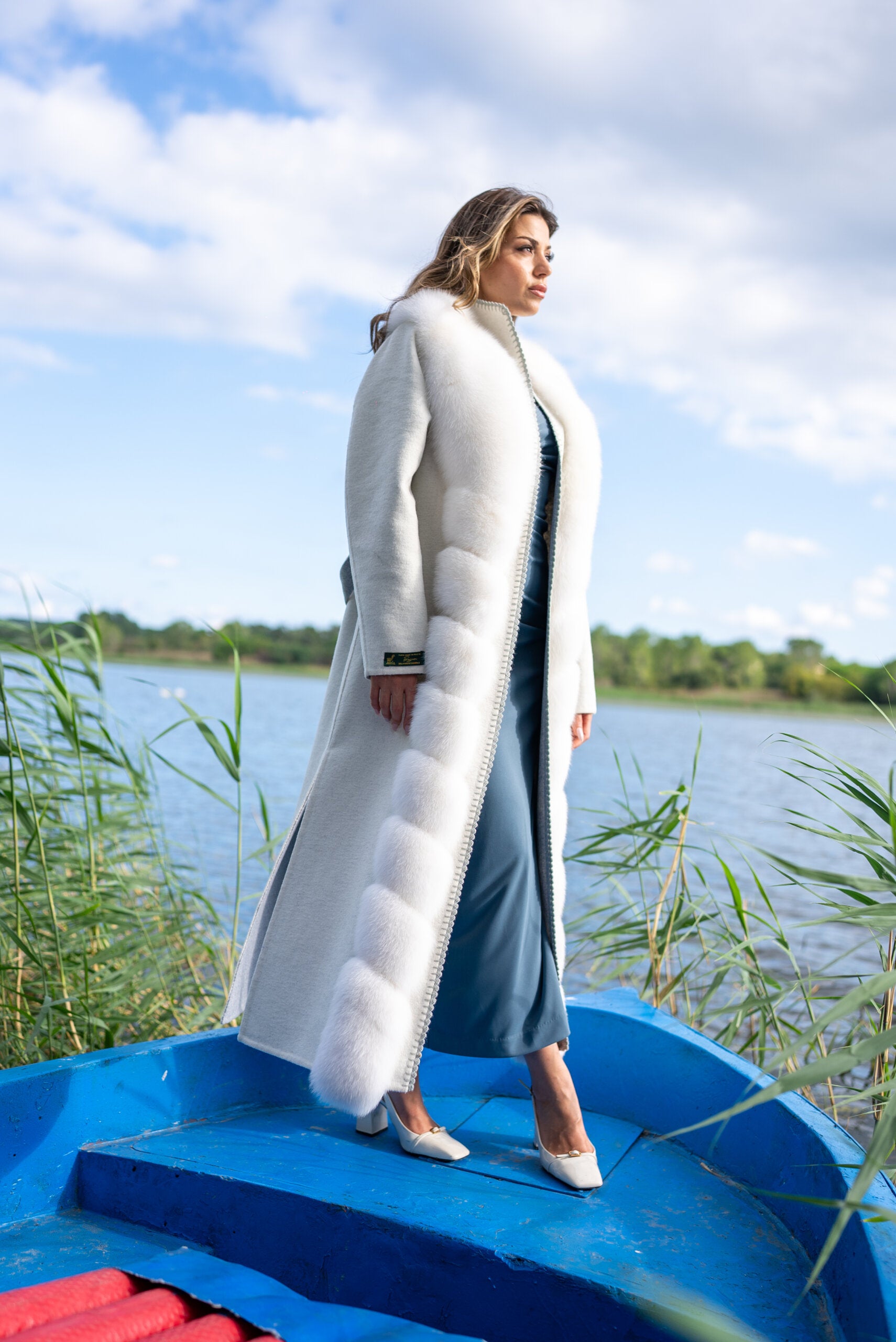 Women’s Coat Made from Alpaca Wool with Full Fox Fur Front and Special Embroidery -9483-