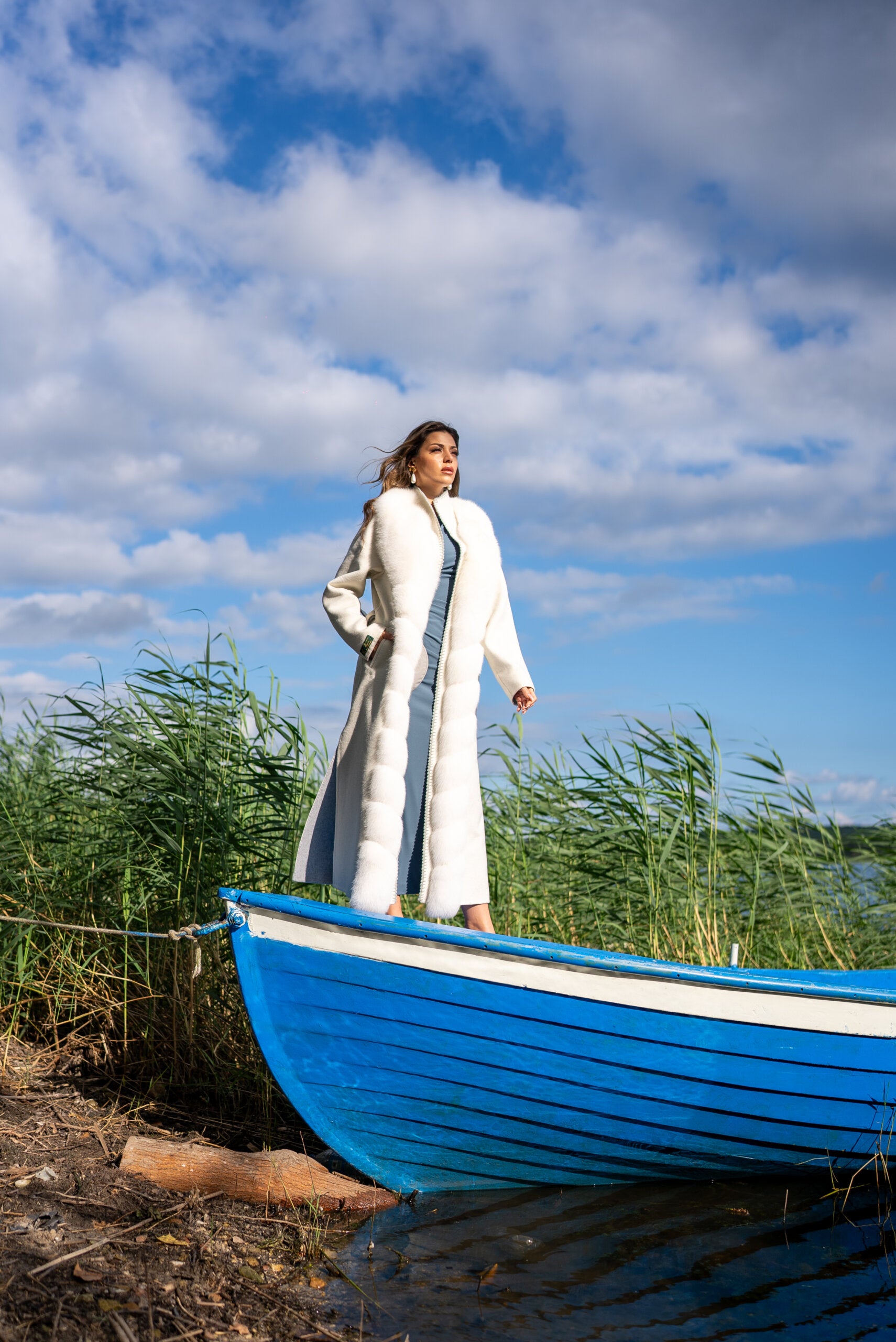 Women’s Coat Made from Alpaca Wool with Full Fox Fur Front and Special Embroidery -9483-