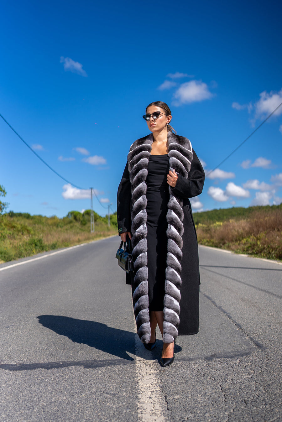 Elegant Design with Alpaca Lama Wool and Full Chinchilla Fur Front -9423-