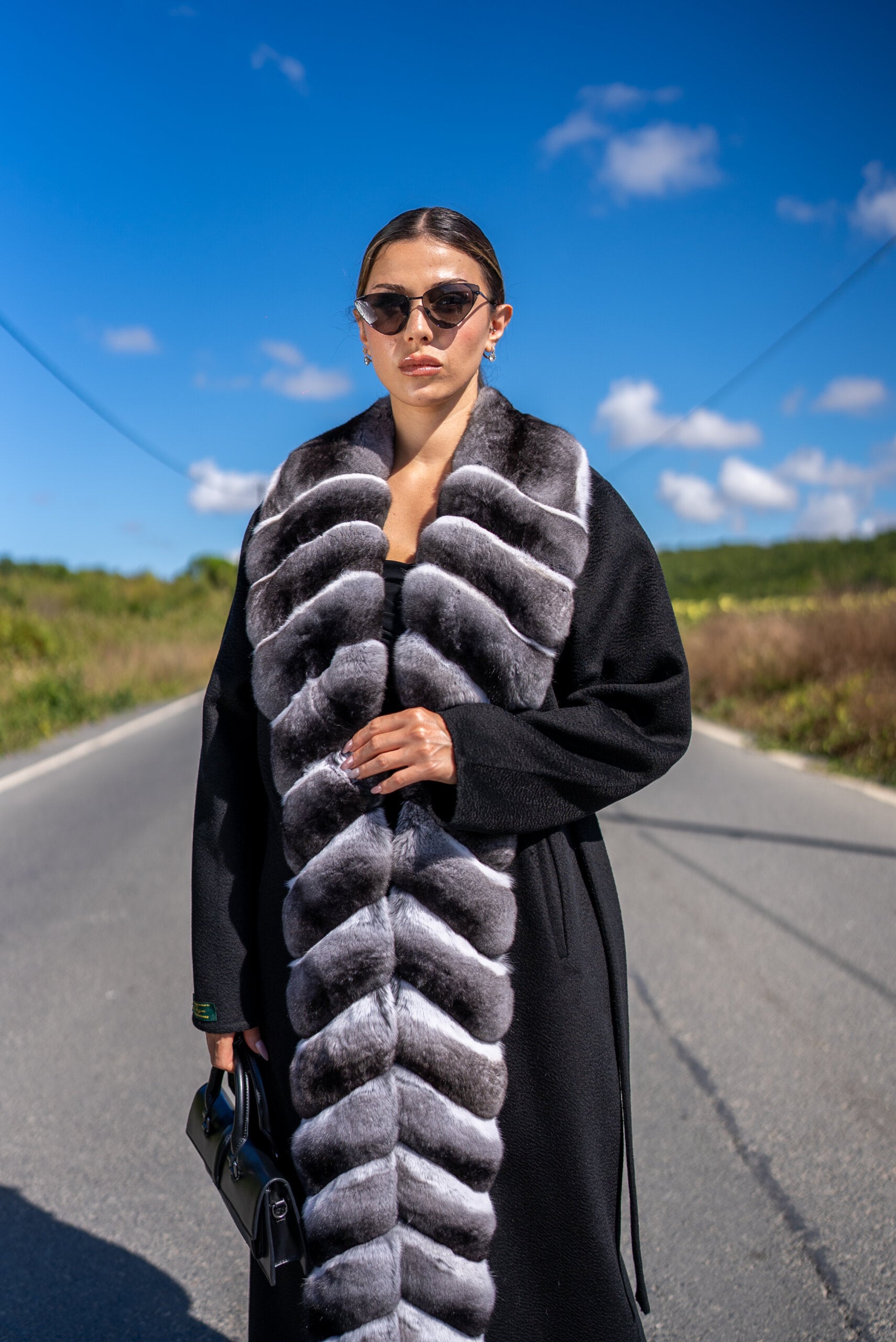 Elegant Design with Alpaca Lama Wool and Full Chinchilla Fur Front -9423-