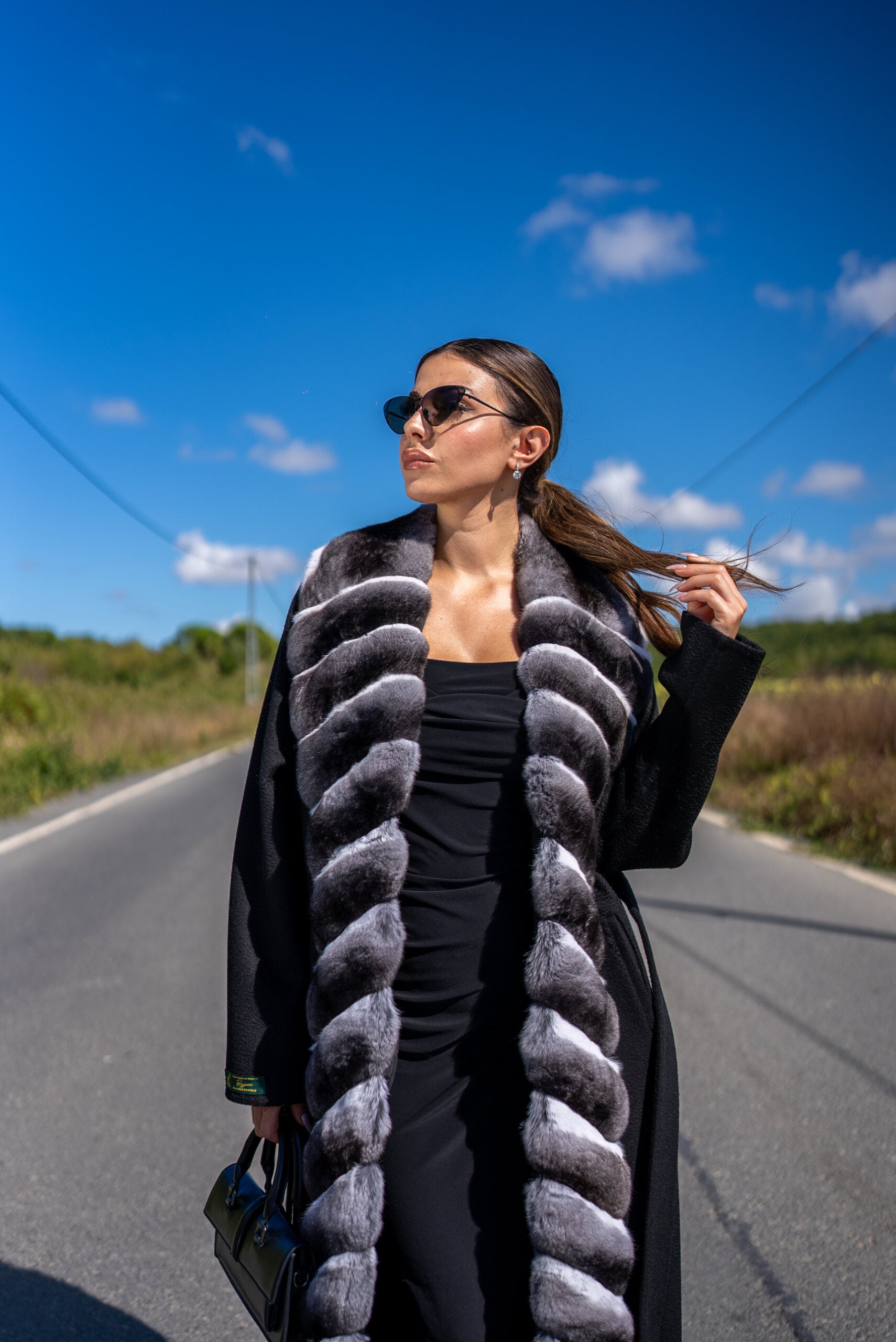 Elegant Design with Alpaca Lama Wool and Full Chinchilla Fur Front -9423-