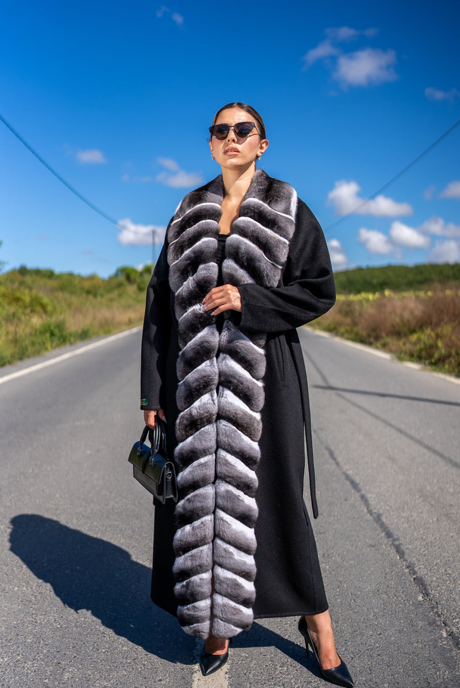 Elegant Design with Alpaca Lama Wool and Full Chinchilla Fur Front -9423-