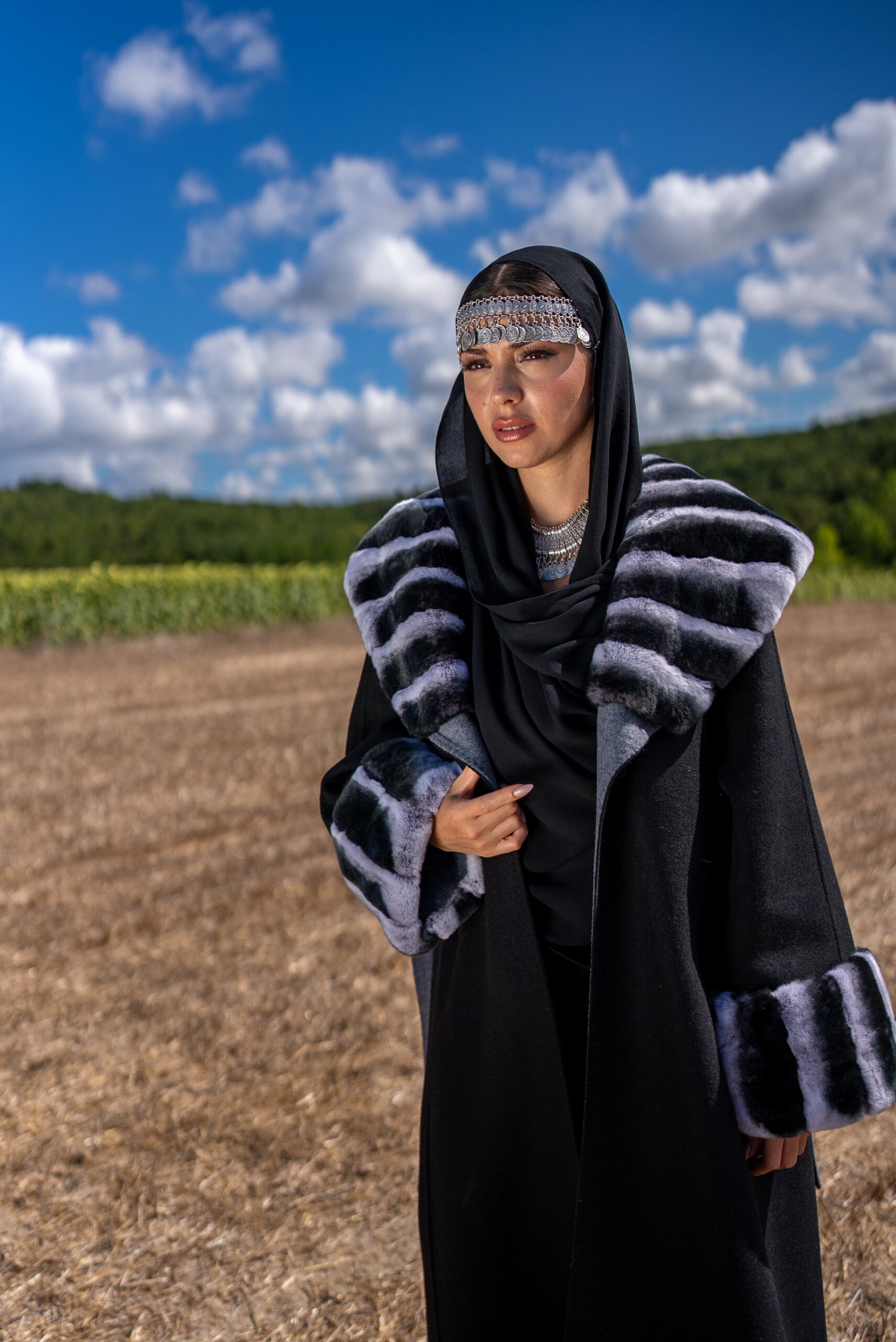 Women’s Coat with Wide Collar and Rabbit Fur, Made from Alpaca Wool Fabric -9480-