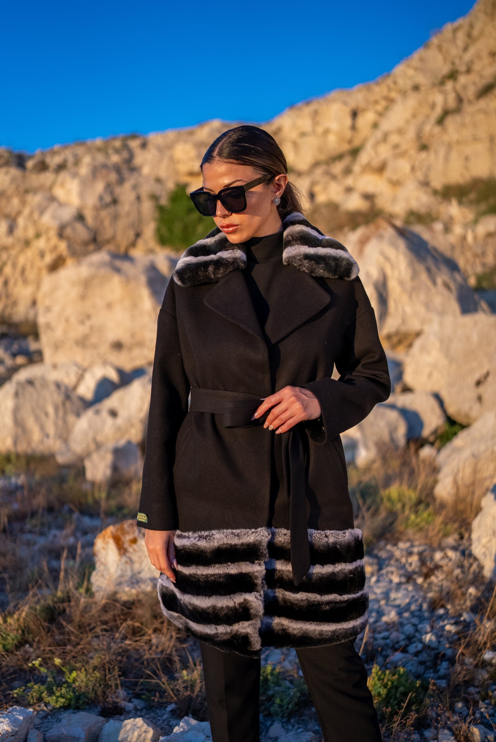 Cashmere Fabric Jacket with Rabbit Fur Lower Hem and Collar -1353-