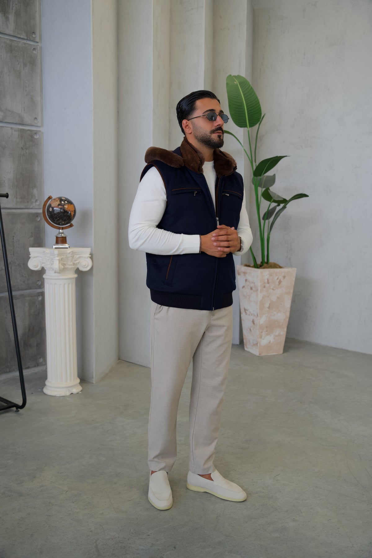 Men's Cashmere Vest with Removable Hood