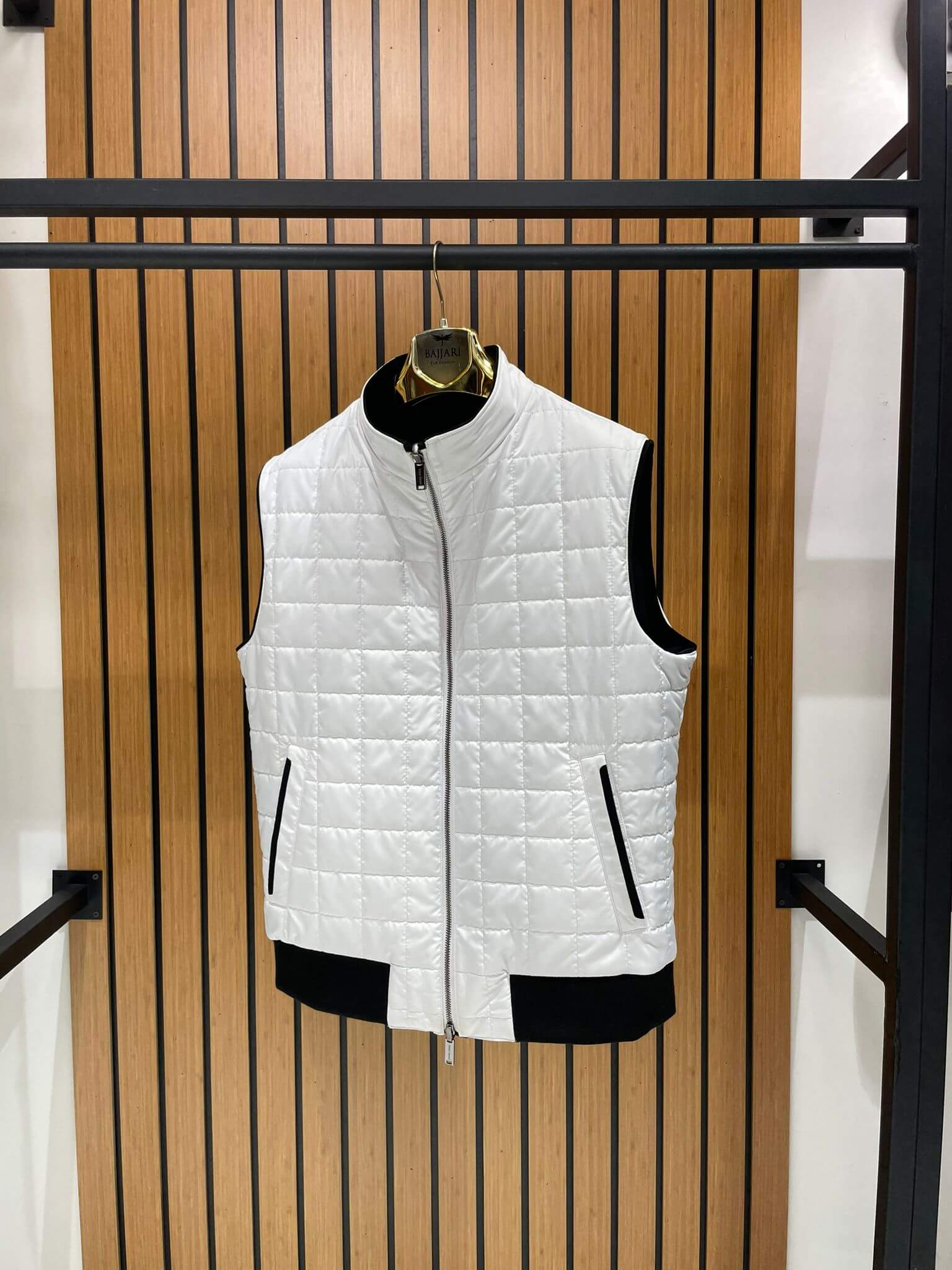 Elegant Men’s Vest with Waterproof Fabric and Knit Sleeves FN-3