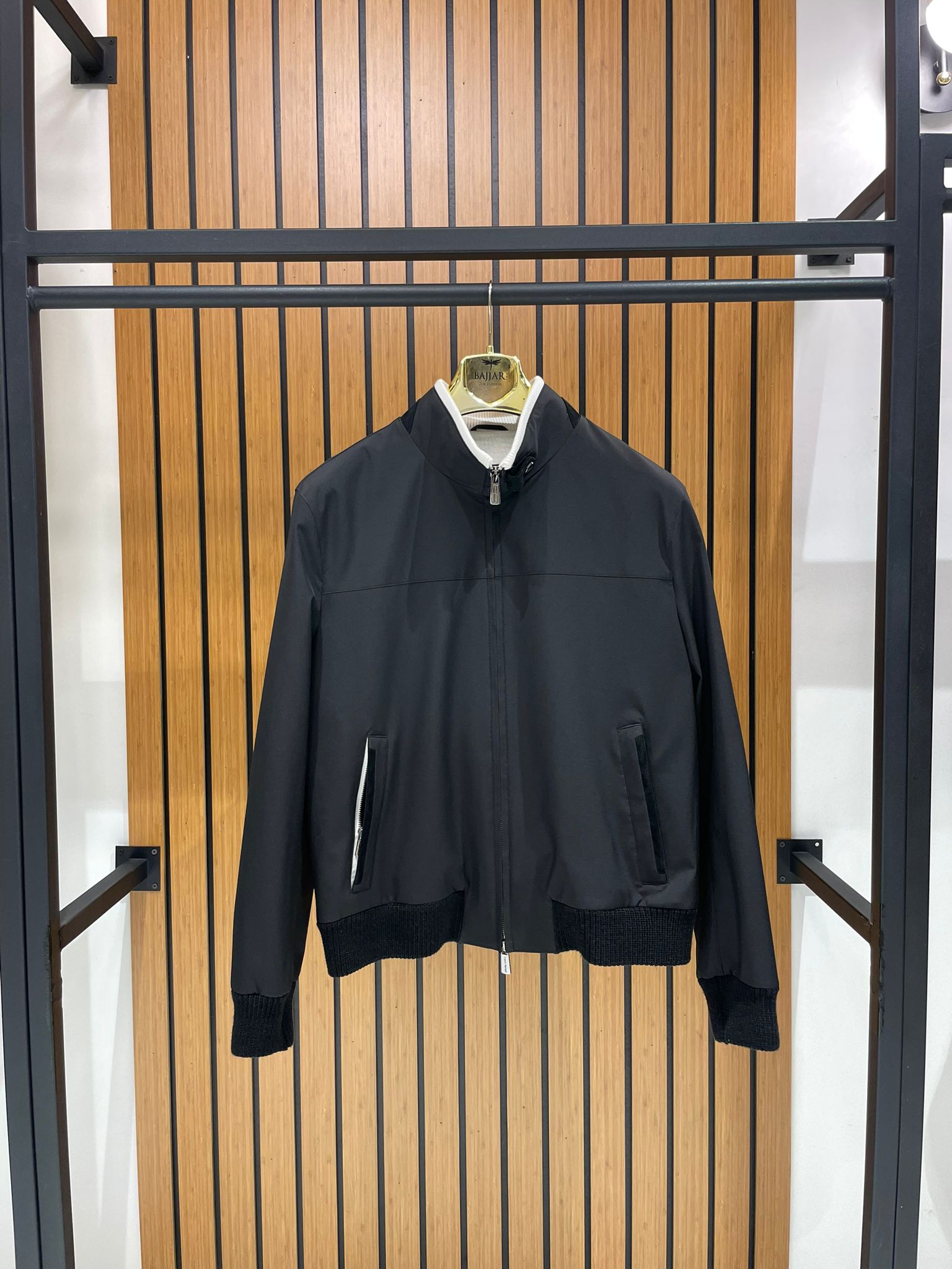 Elegant Men’s Jacket with Waterproof Fabric and Knit Sleeves FN-1