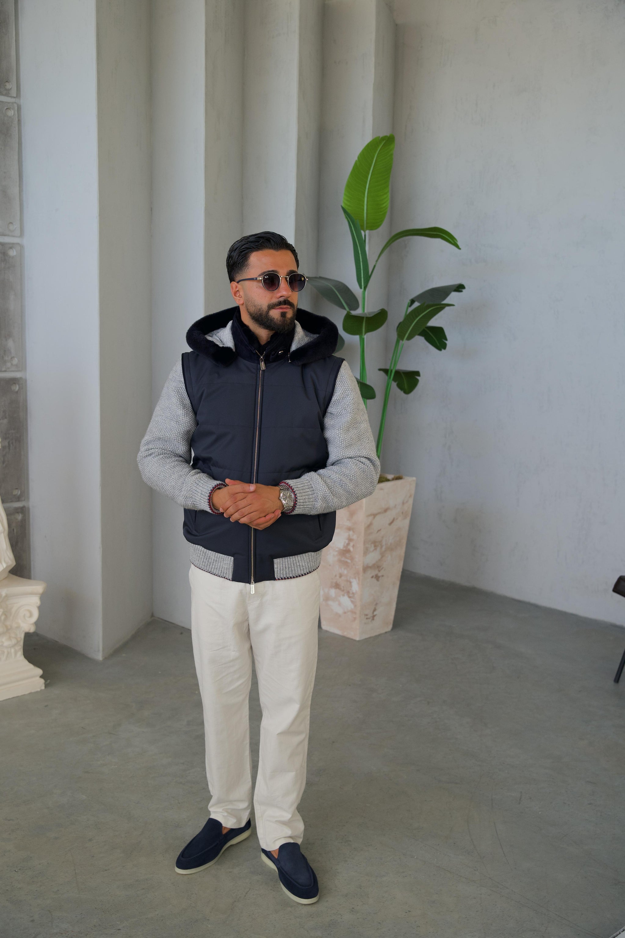 Men's Waterproof Jacket with Removable Hood, Fur Lining, and Knitted Sleeves