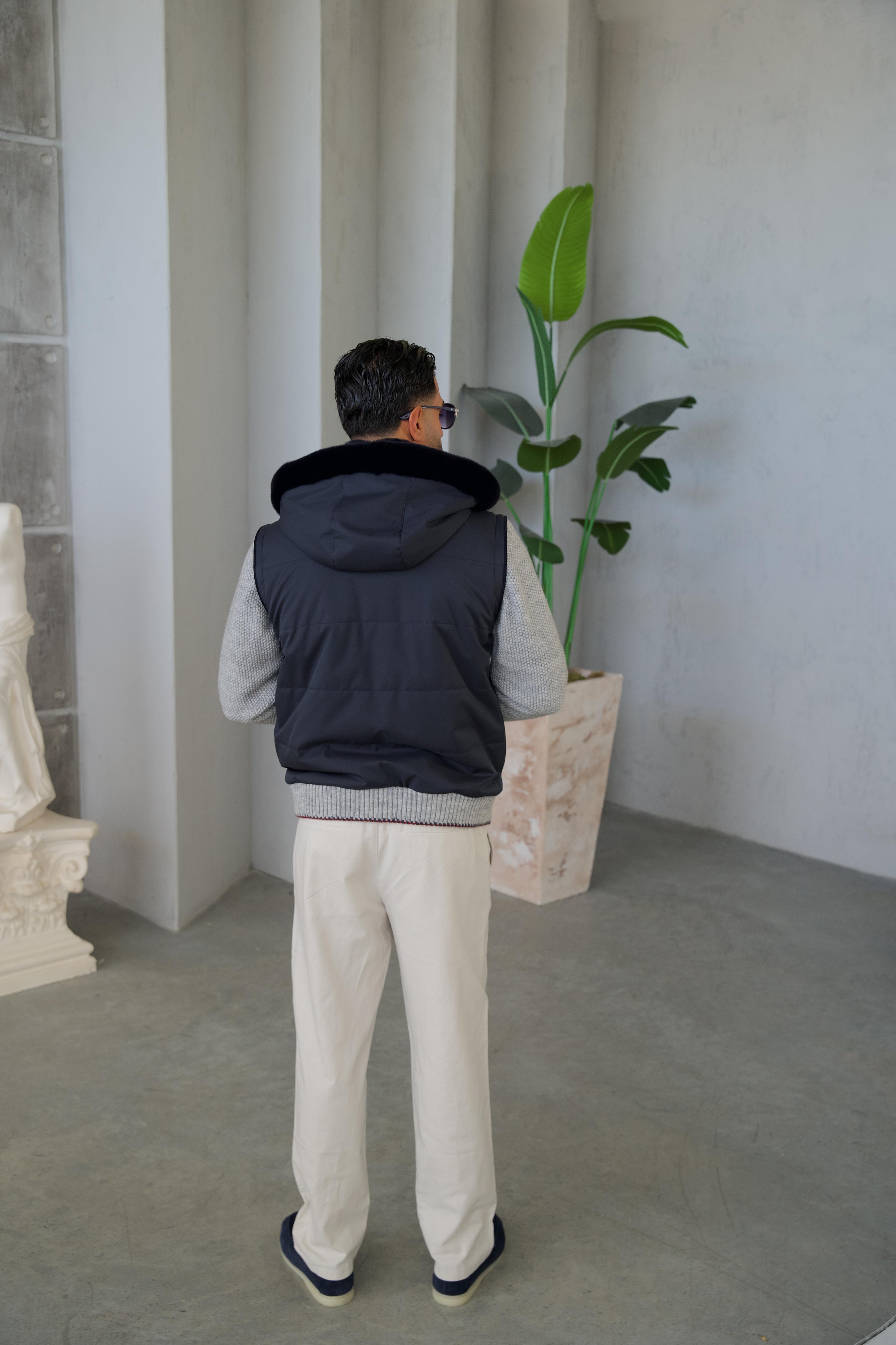 Men's Waterproof Jacket with Removable Hood, Fur Lining, and Knitted Sleeves
