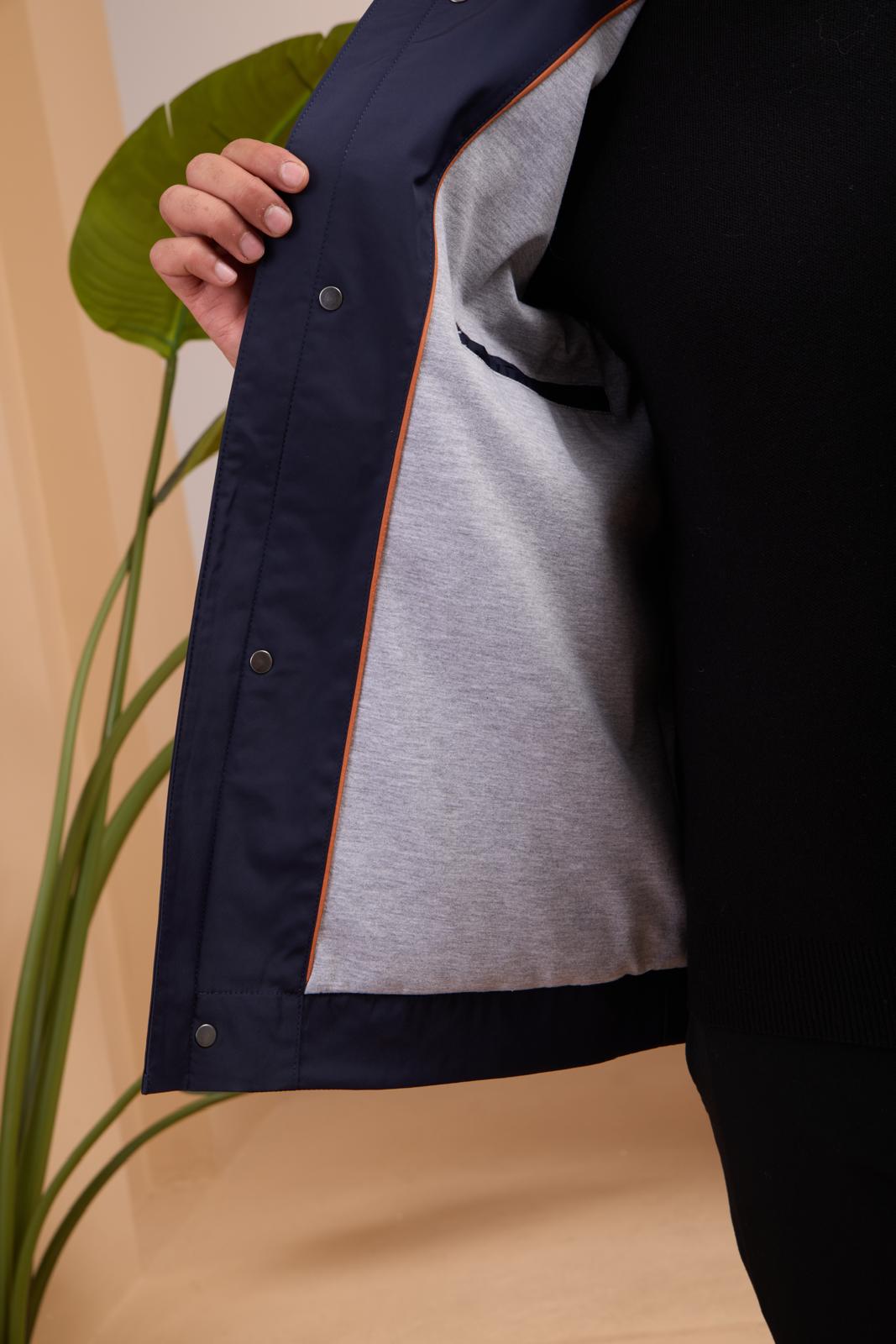Men's Waterproof Jacket with Knit Collar and Waterproof Fabric