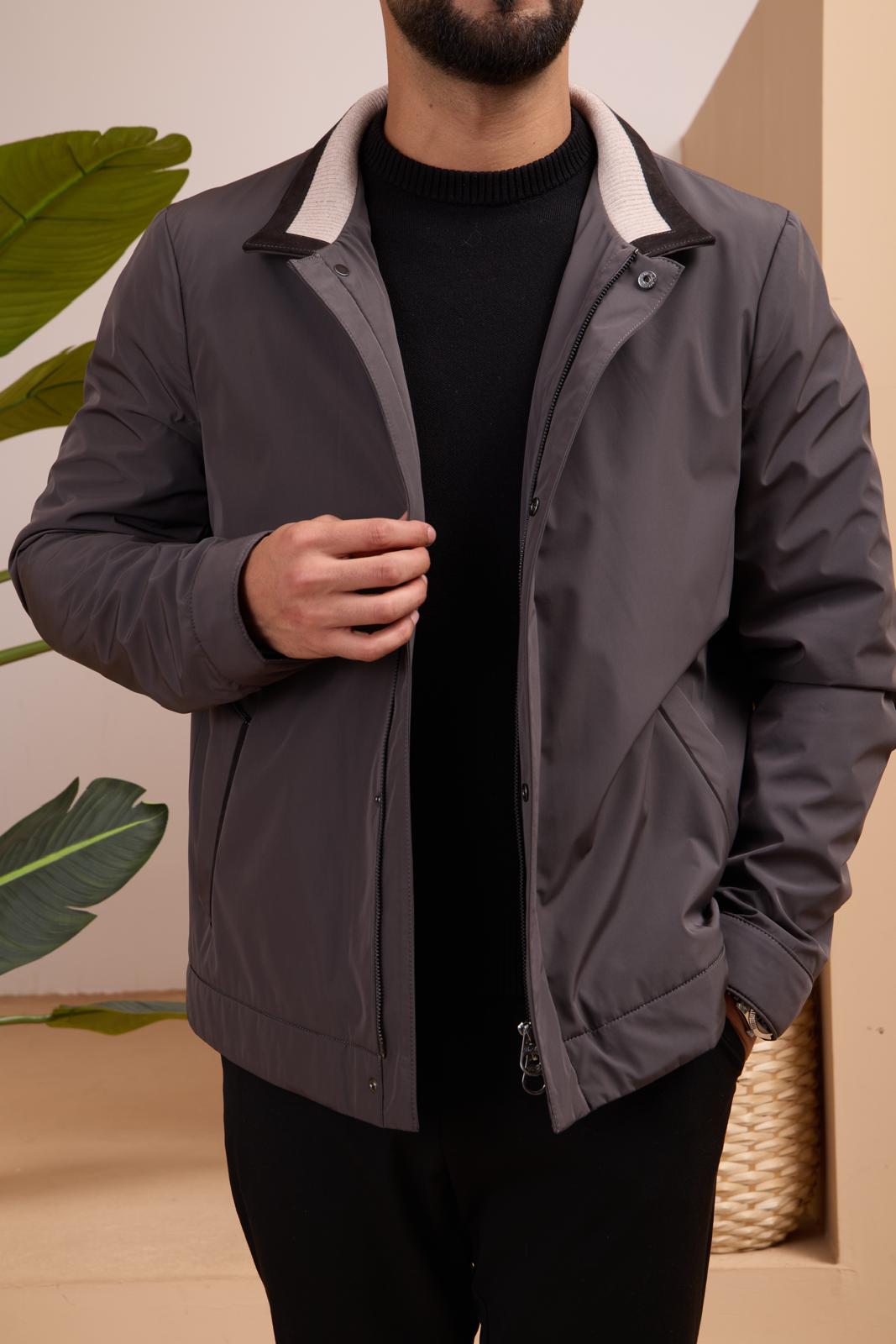 Men's Waterproof Jacket with Knit Collar and Waterproof Fabric