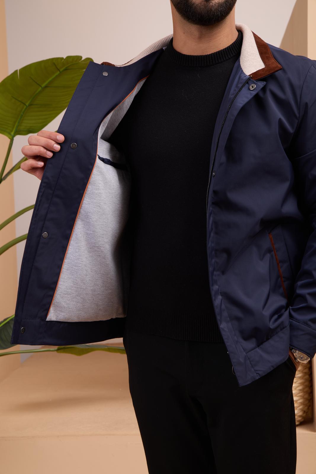 Men's Waterproof Jacket with Knit Collar and Waterproof Fabric